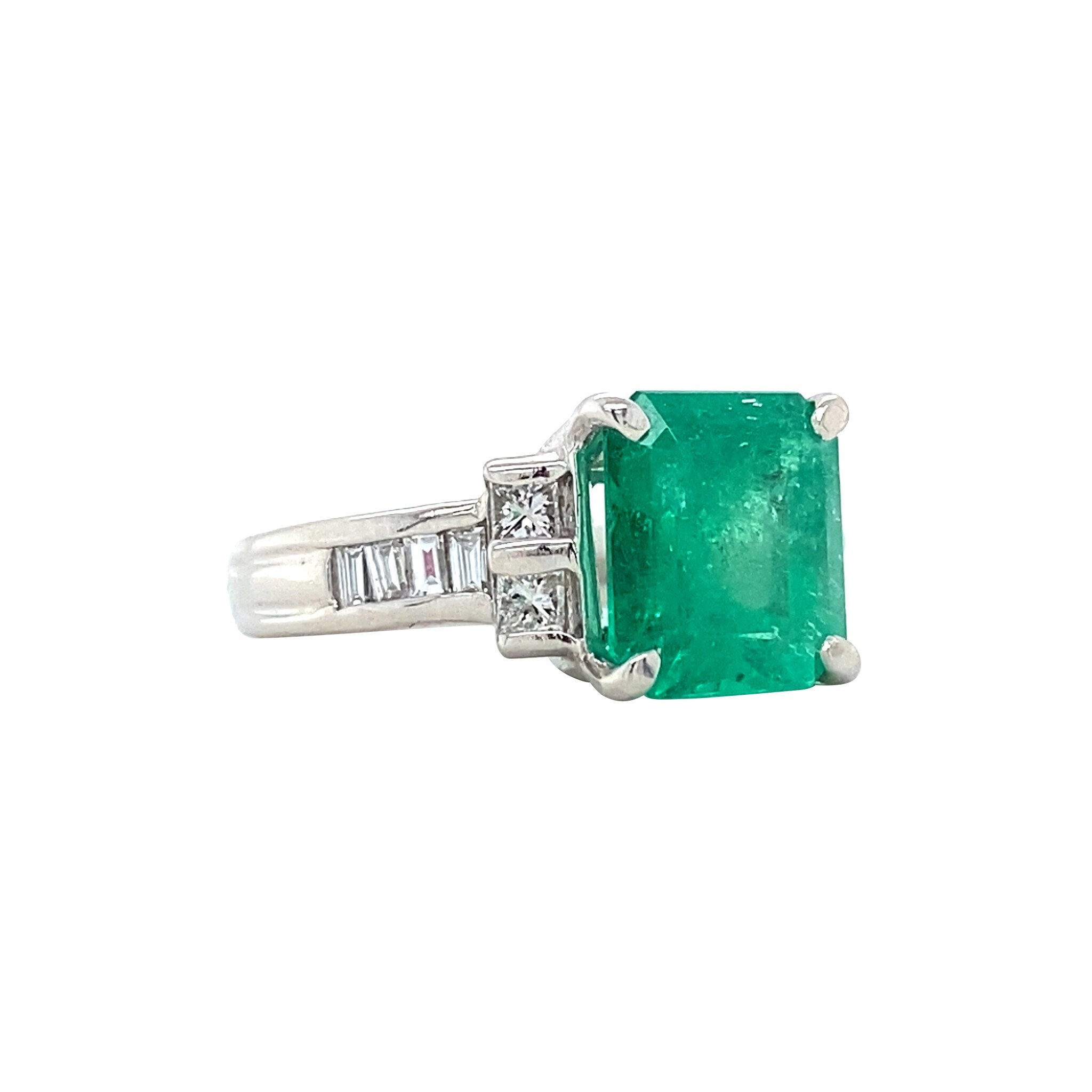 Platina vintage ring met smaragd en diamant 850