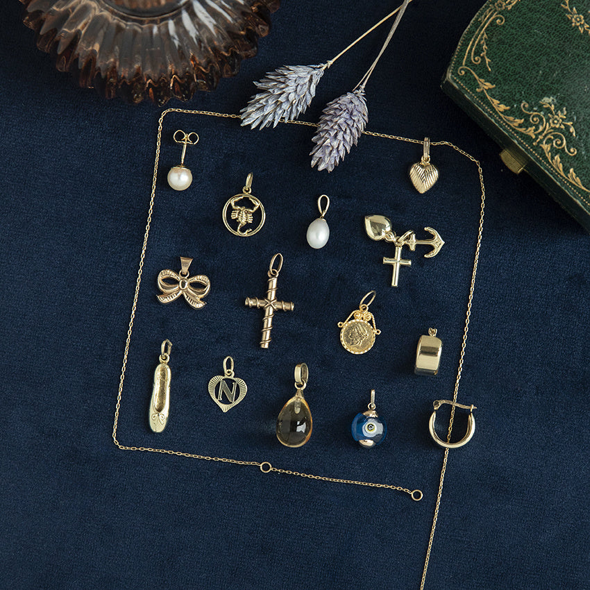14 kt gold vintage evil eye pendant