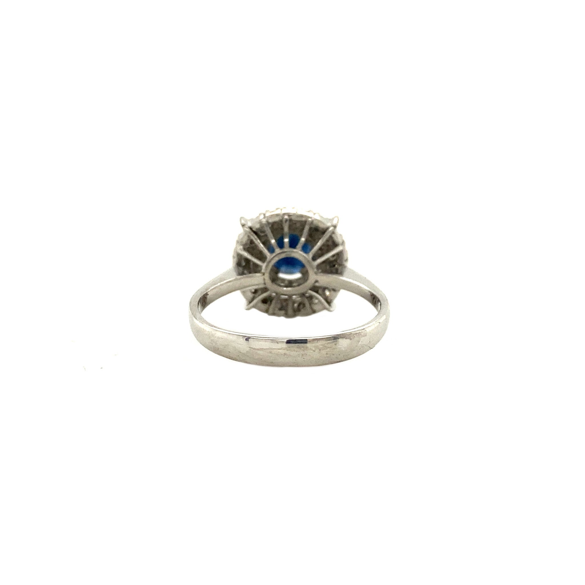 14 kt gold ring with sapphire and diamond