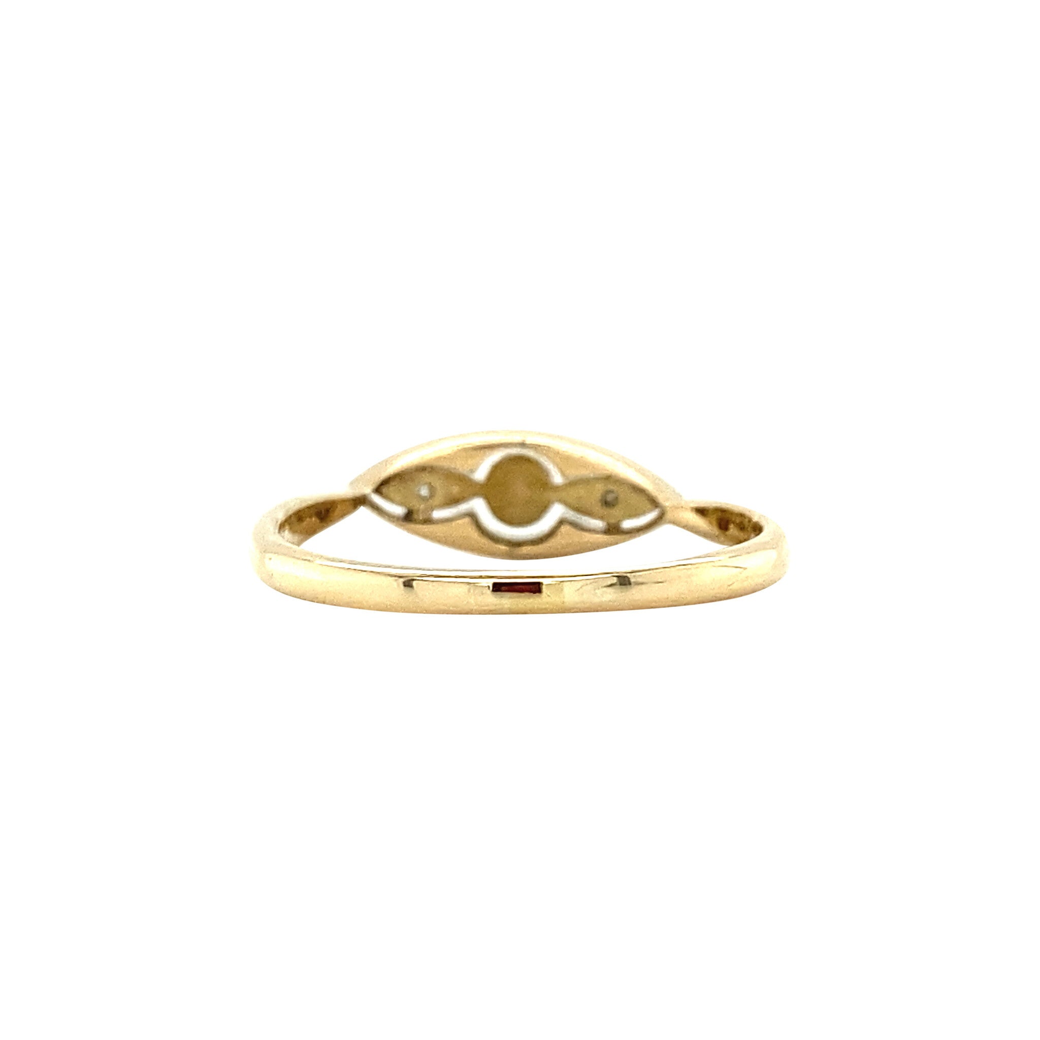 14 kt gold ring with pearl and diamond
