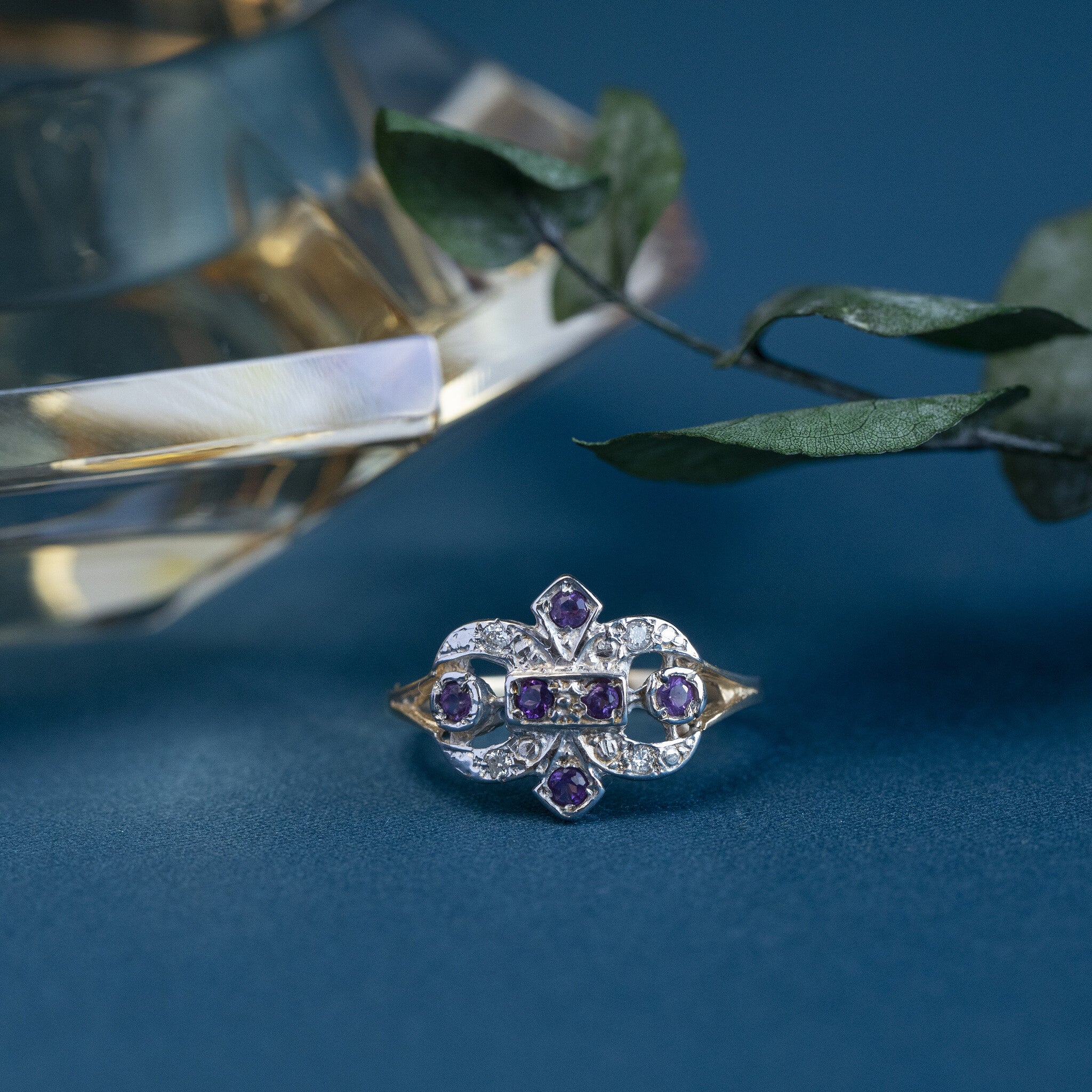 Ring met amethist en diamant 9 krt
