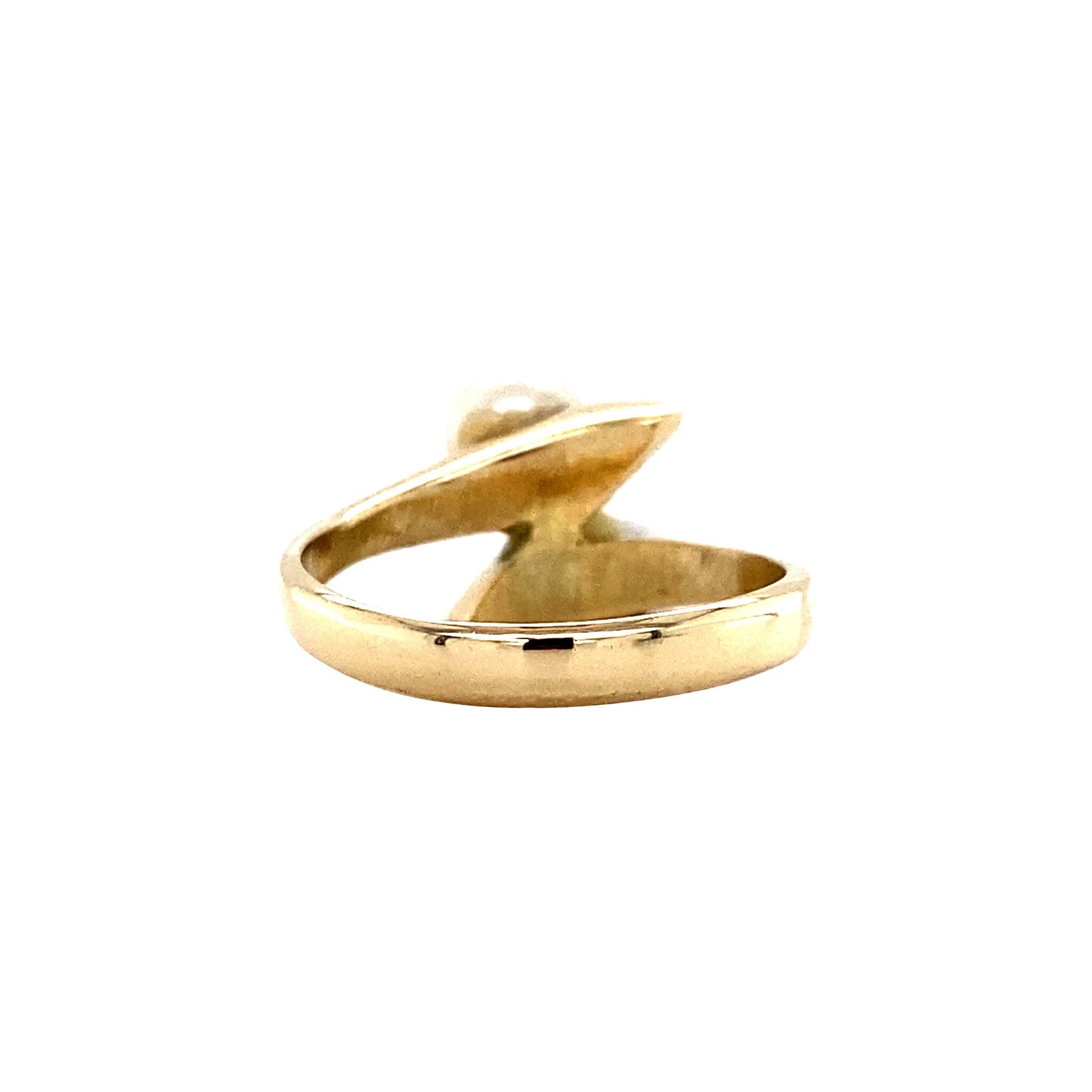 Fantasy ring with pearl 12 kt