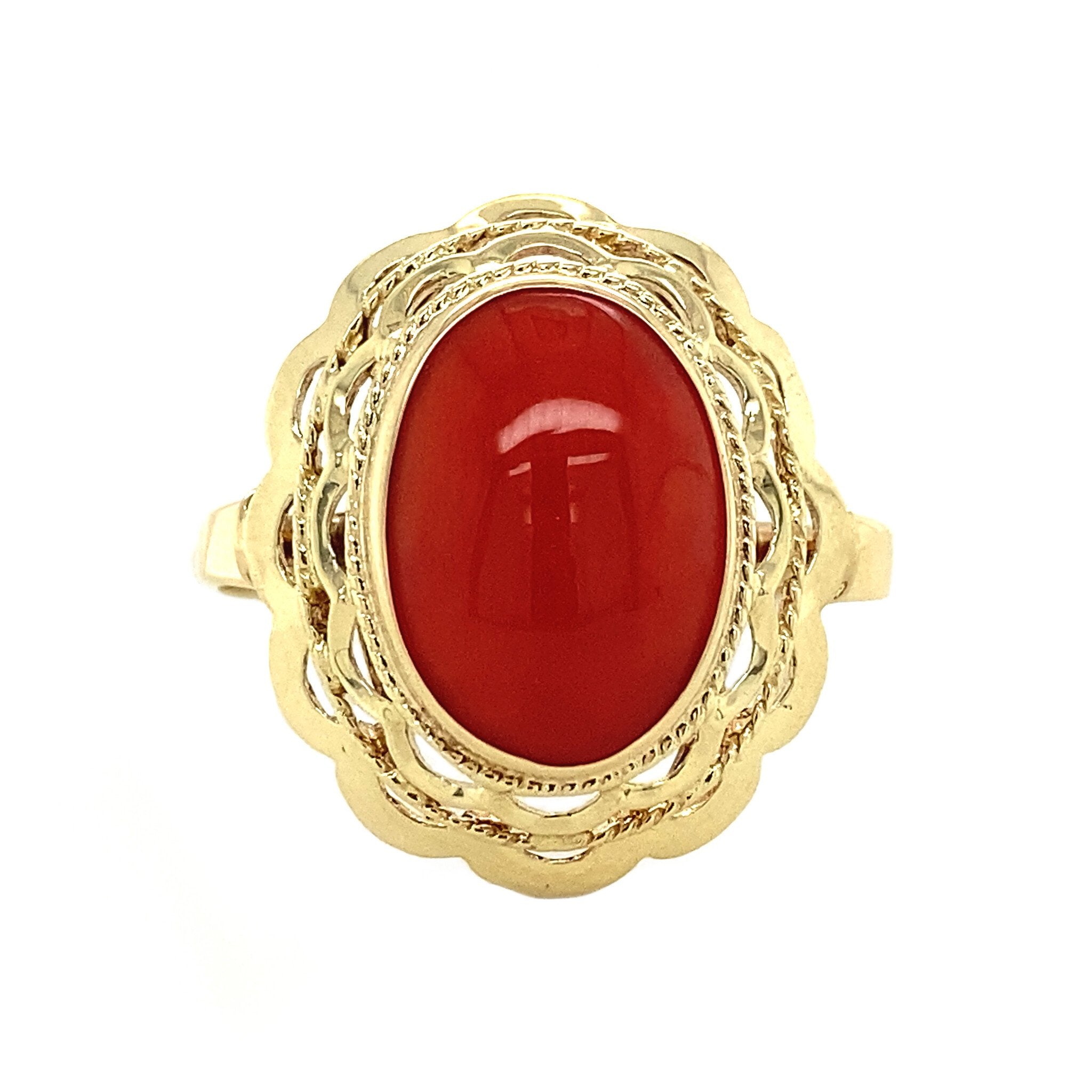 14 kt gold ring with blood coral
