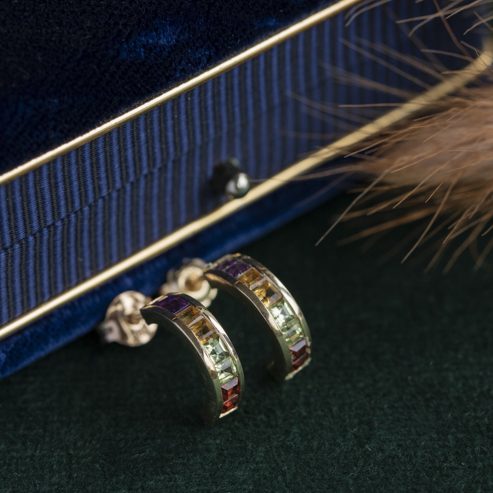 Gouden cocktail oorstekers 14 krt