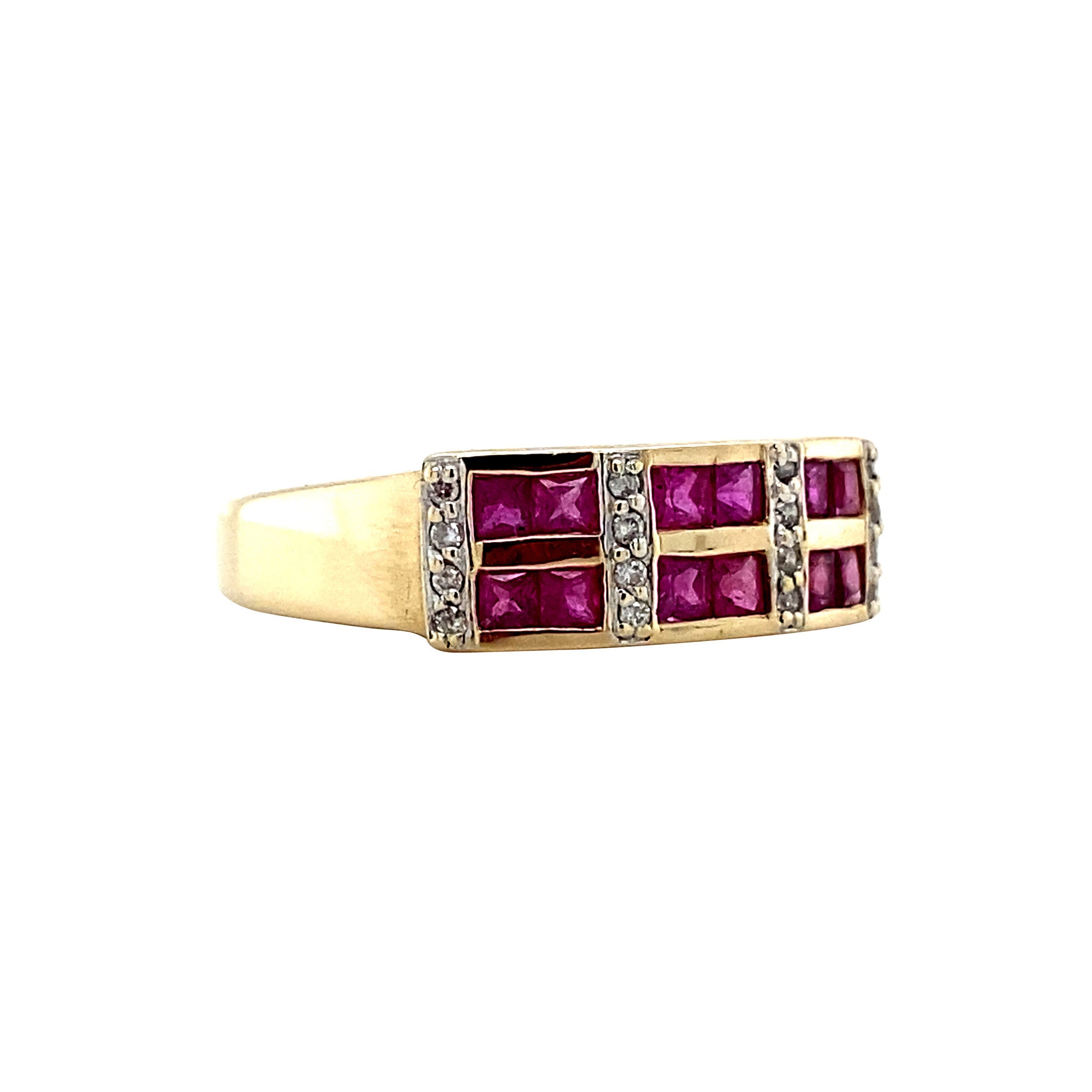 Ring met robijn en diamant 9 krt