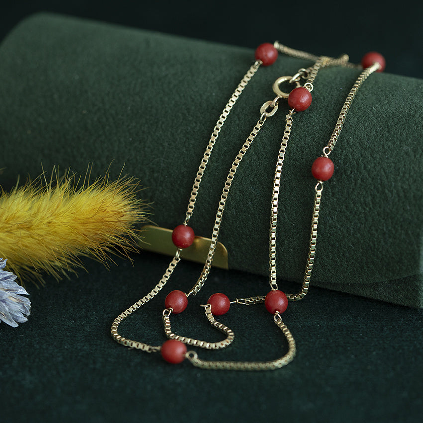 Gold vintage Venetian necklace with blood coral, 14 kt