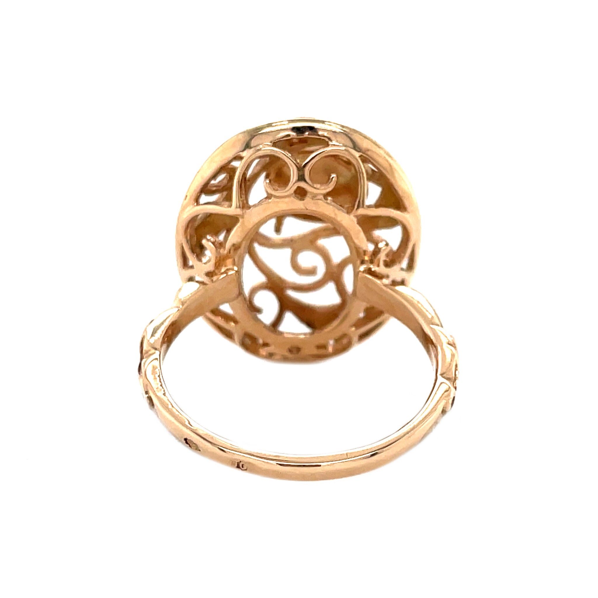 Gold vintage ring with garnet 14 kt