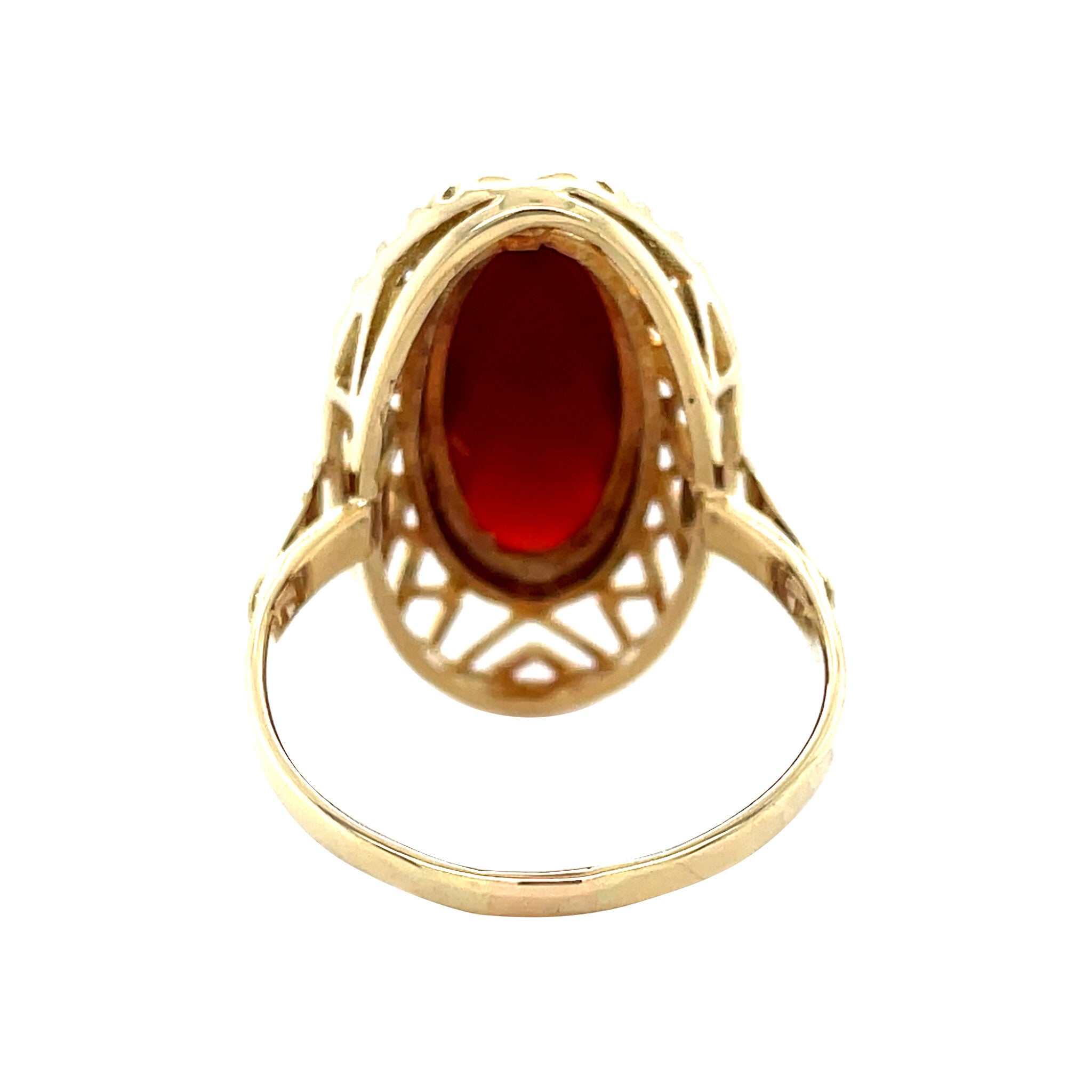 Gouden vintage ring met carneool 14 krt