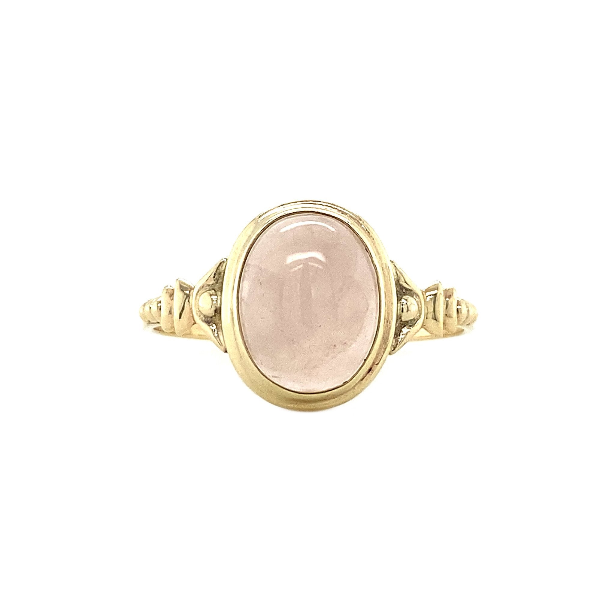 Ring with rose quartz, 9 kt