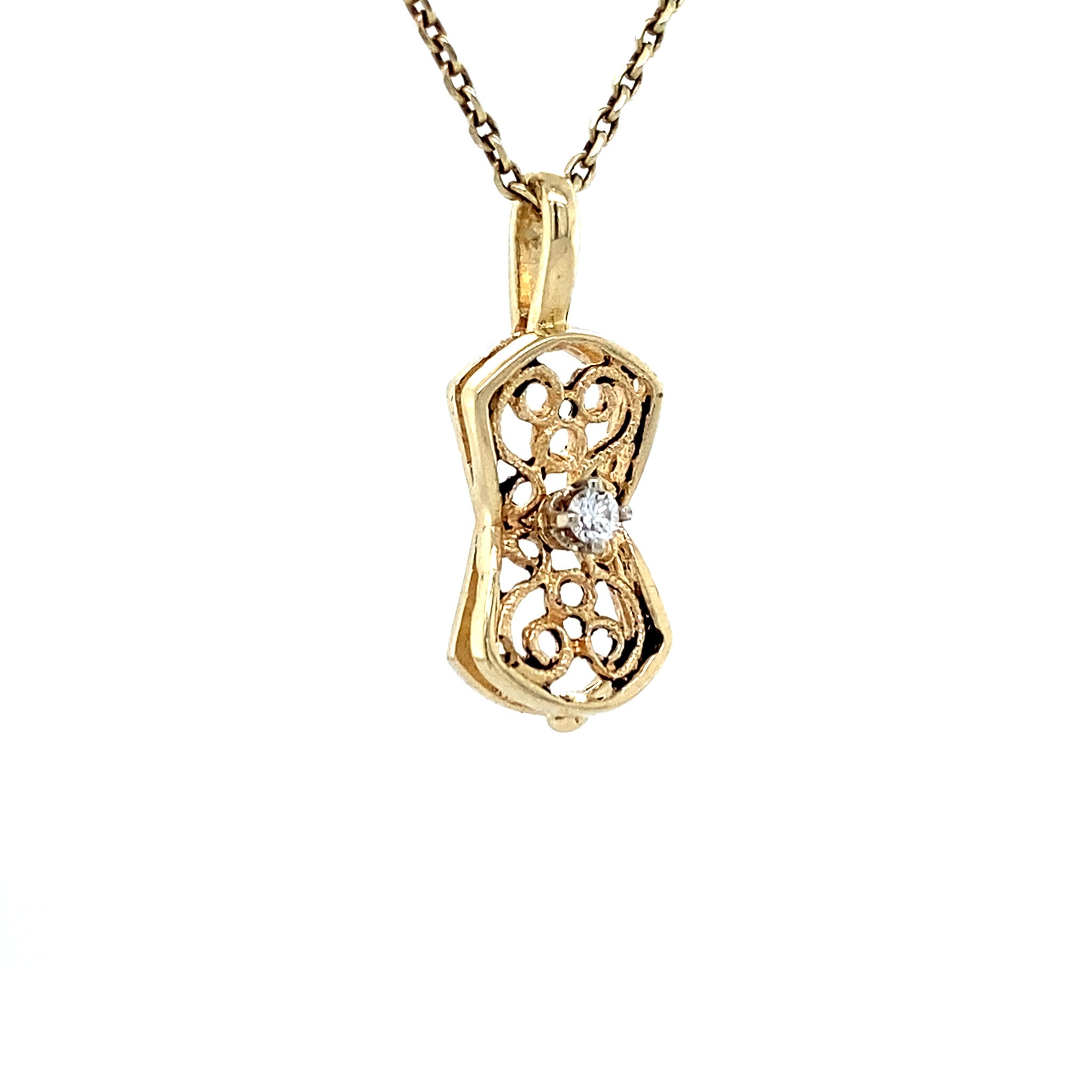 Gold pendant with diamond 14 kt
