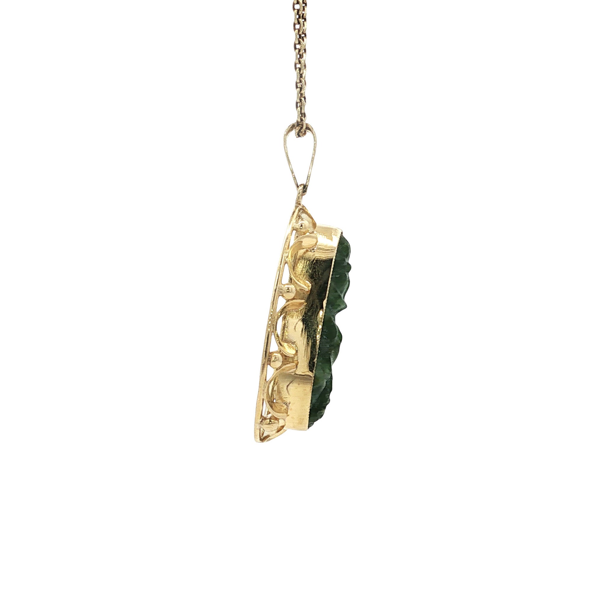 Golden vintage pendant with jade 14 kt