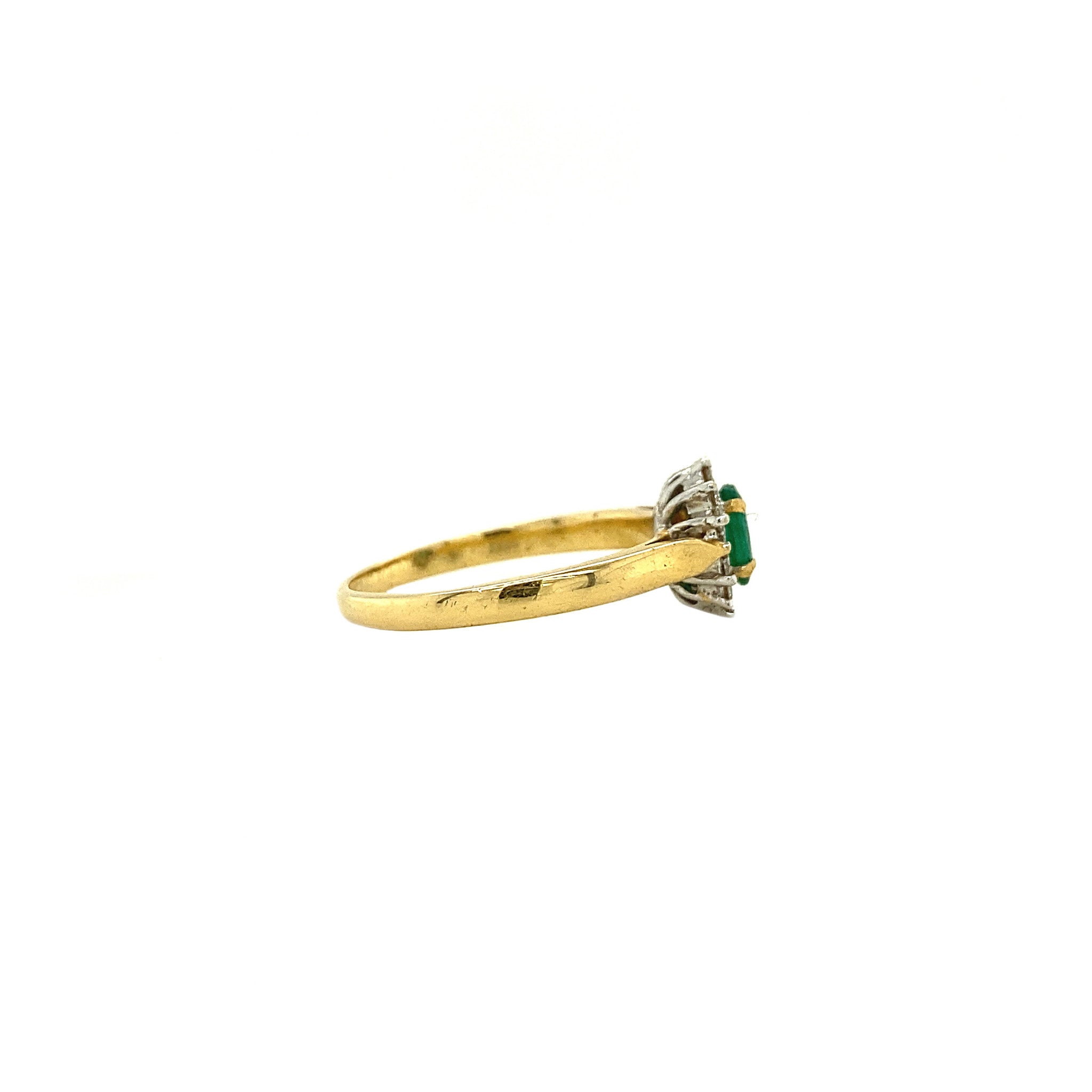 14 kt gold ring with emerald and diamond