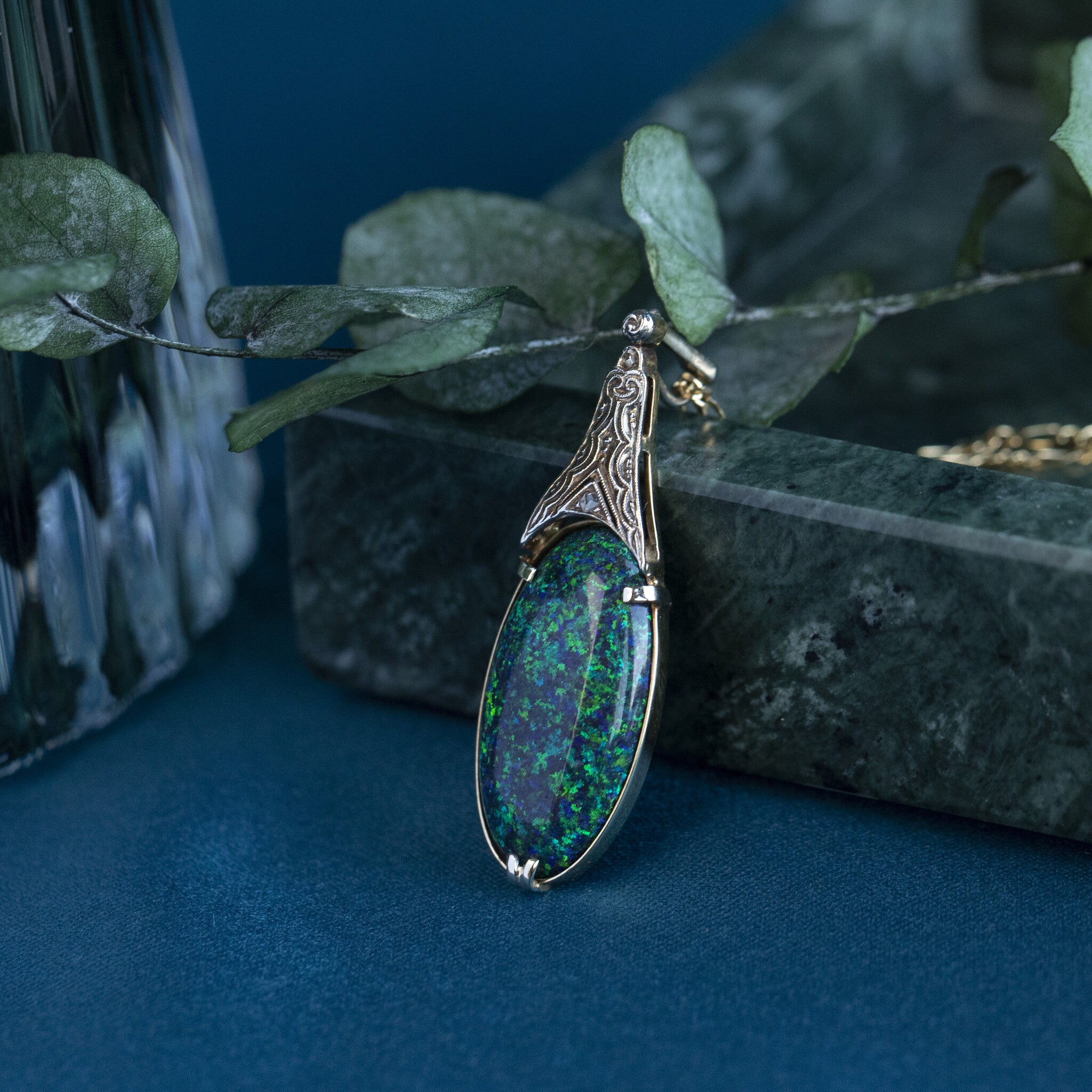 Gold pendant with black opal and rose diamond 14 kt