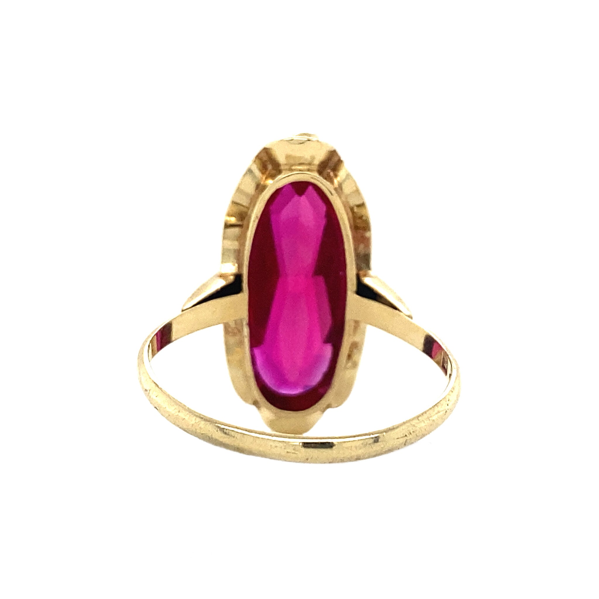 14 kt gold ring with ruby