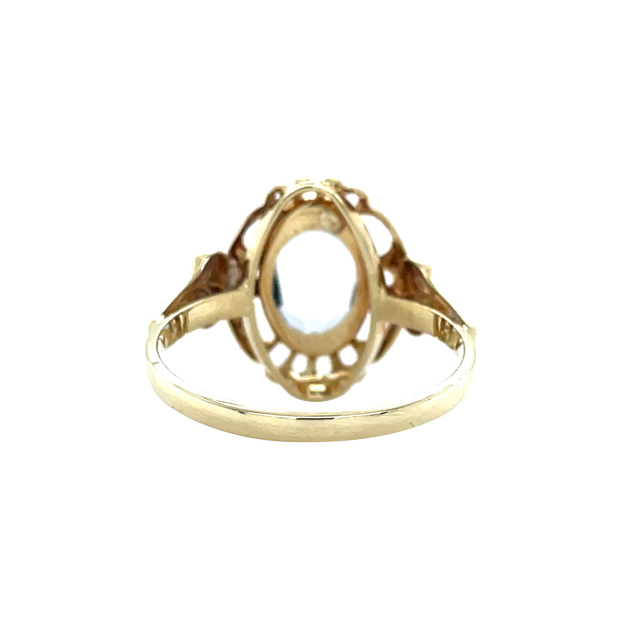 Gouden vintage ring met spinel 14 krt