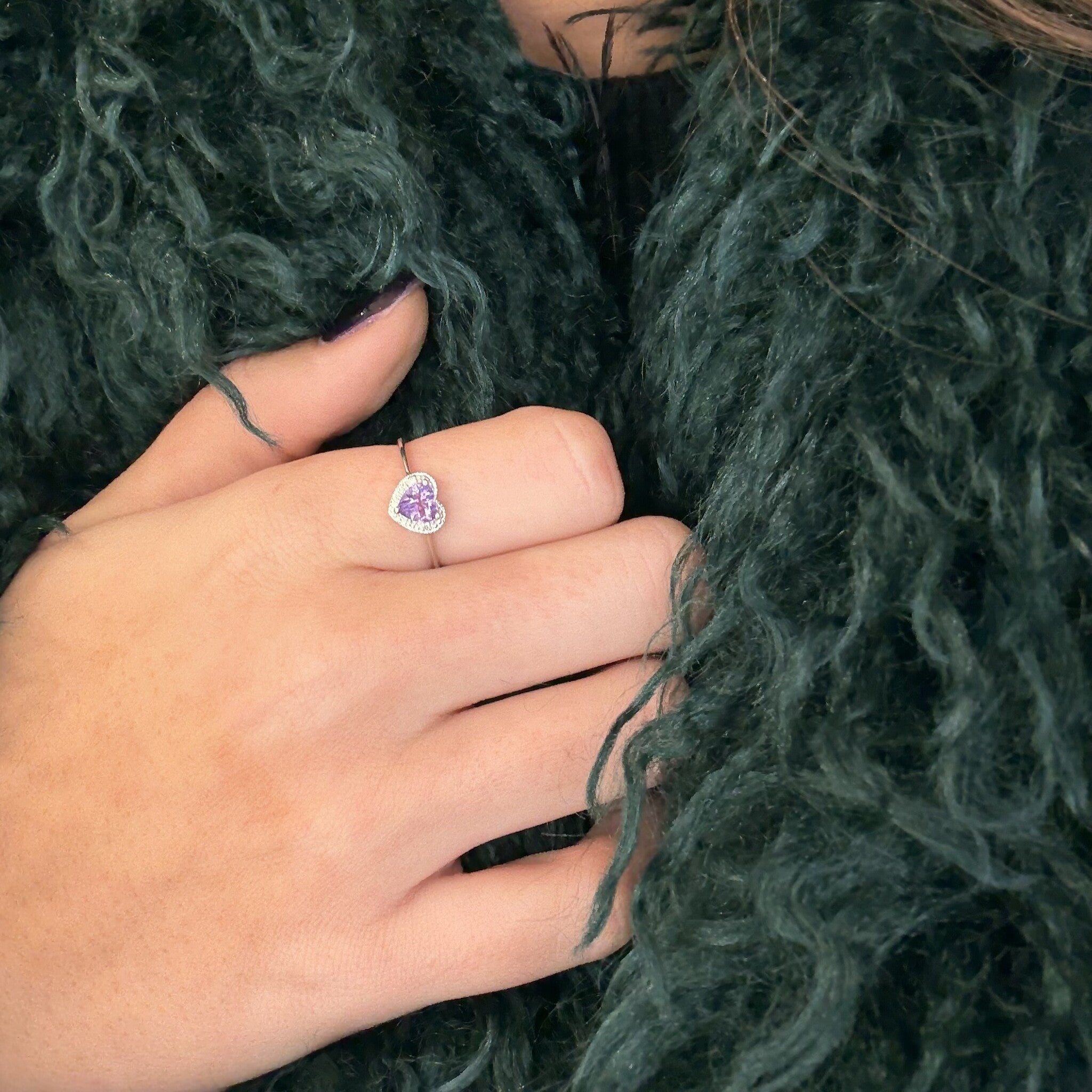 Ring met amethist en diamant 9 kt