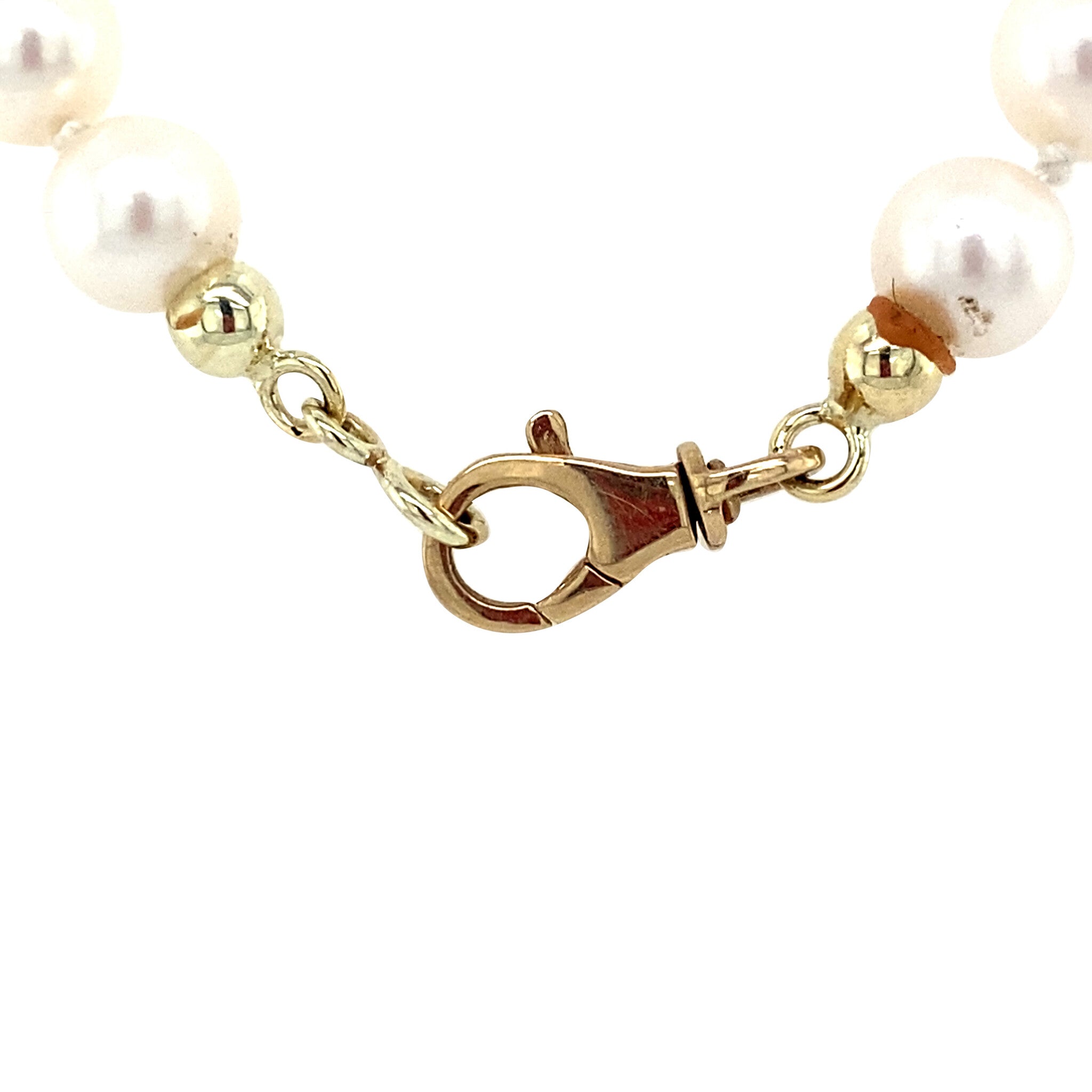 Pearl necklace with 14 kt gold clasp