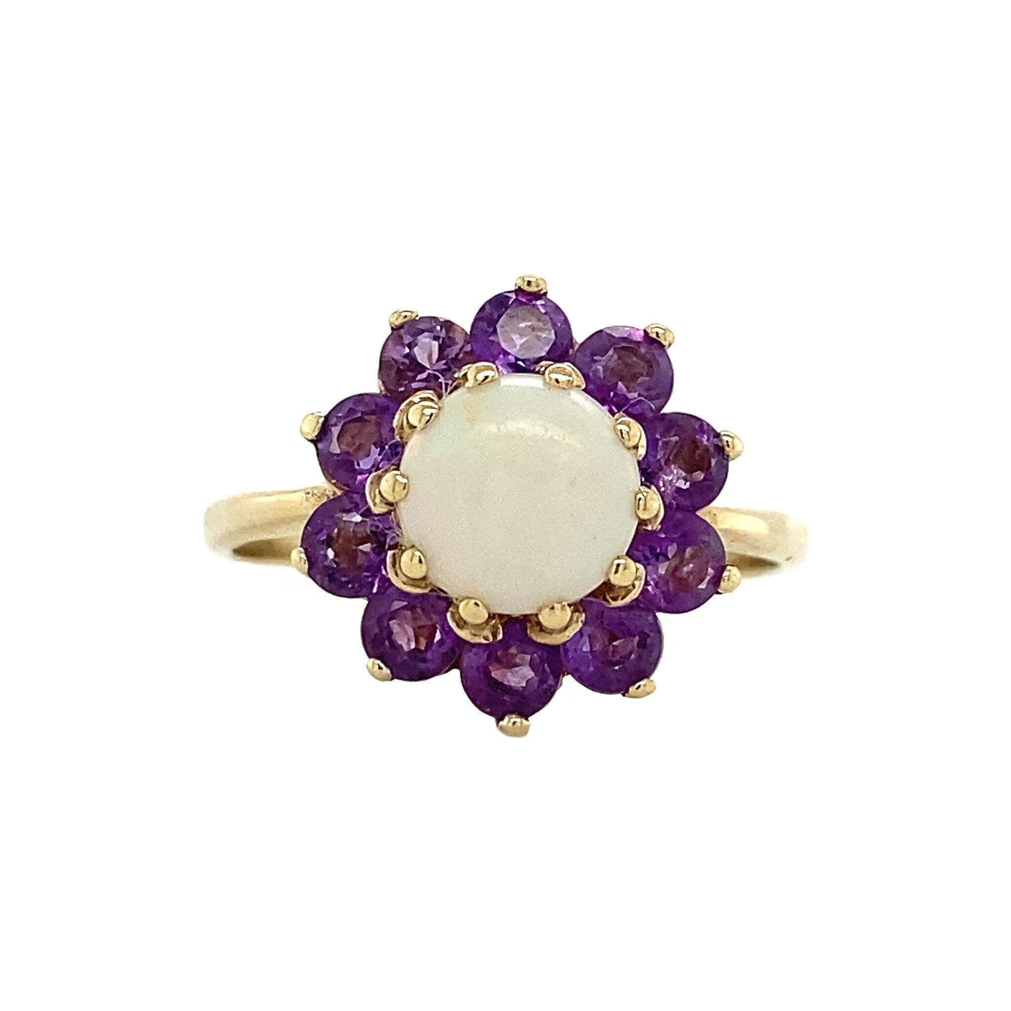 Entourage ring with opal and amethyst 9 krt