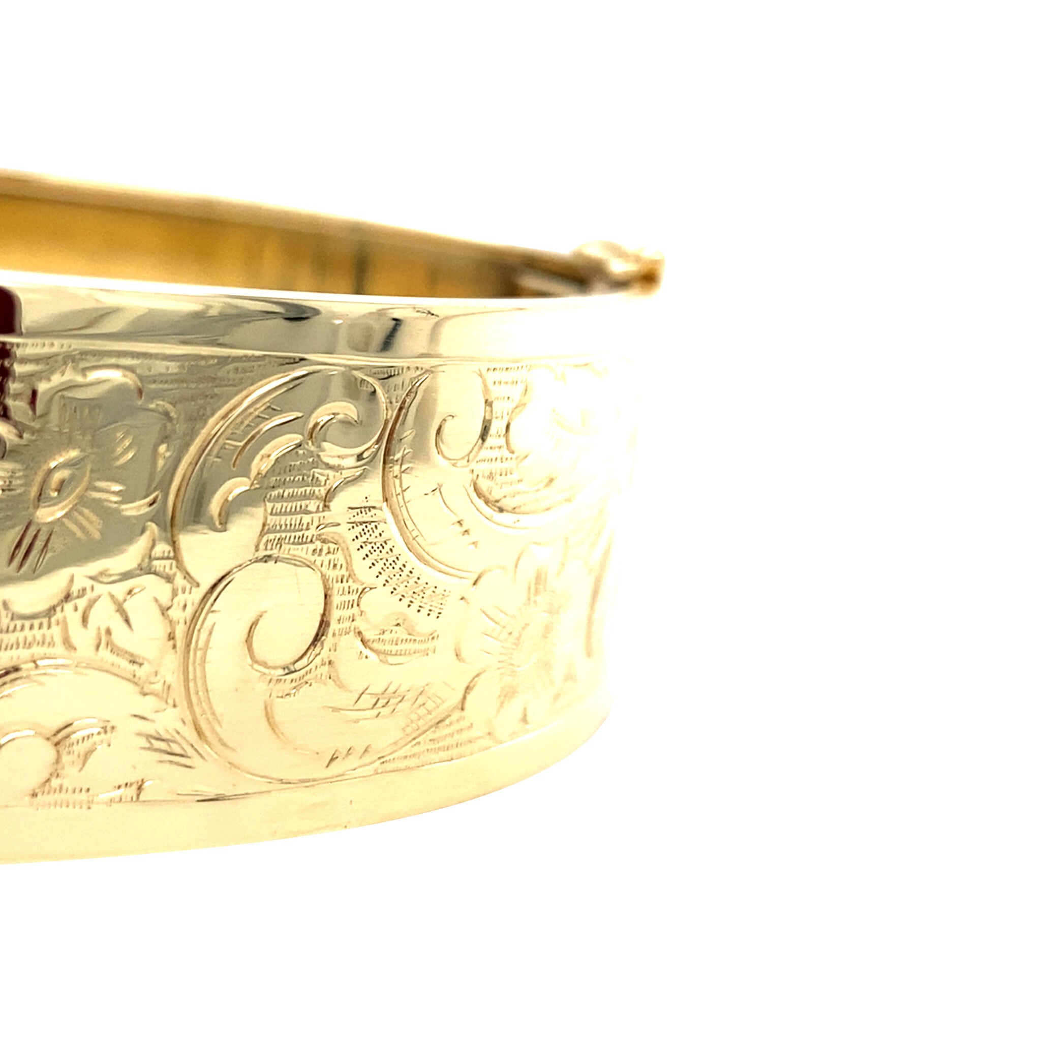 Gouden vintage bangle met gravure 14 krt
