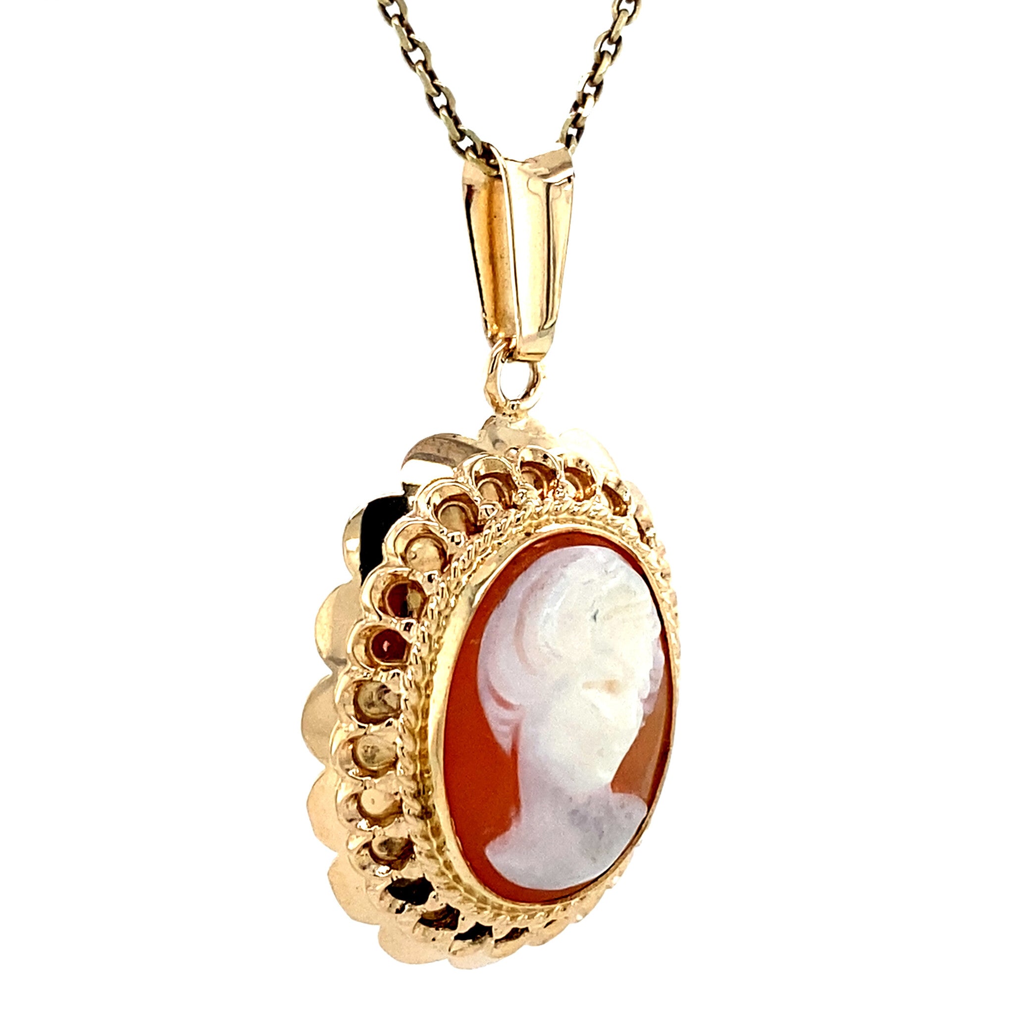 Gold pendant with cameo 14 kt