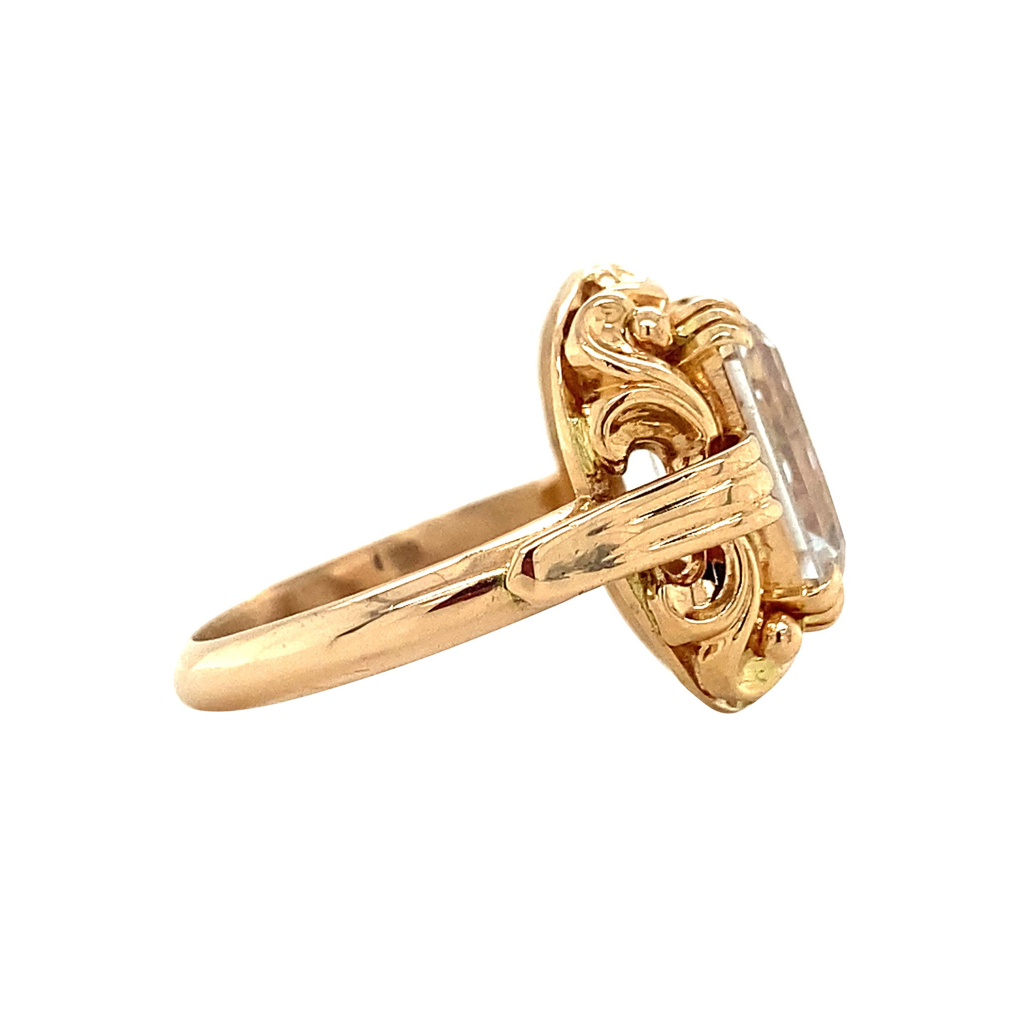 18 kt gold ring with blue spinel