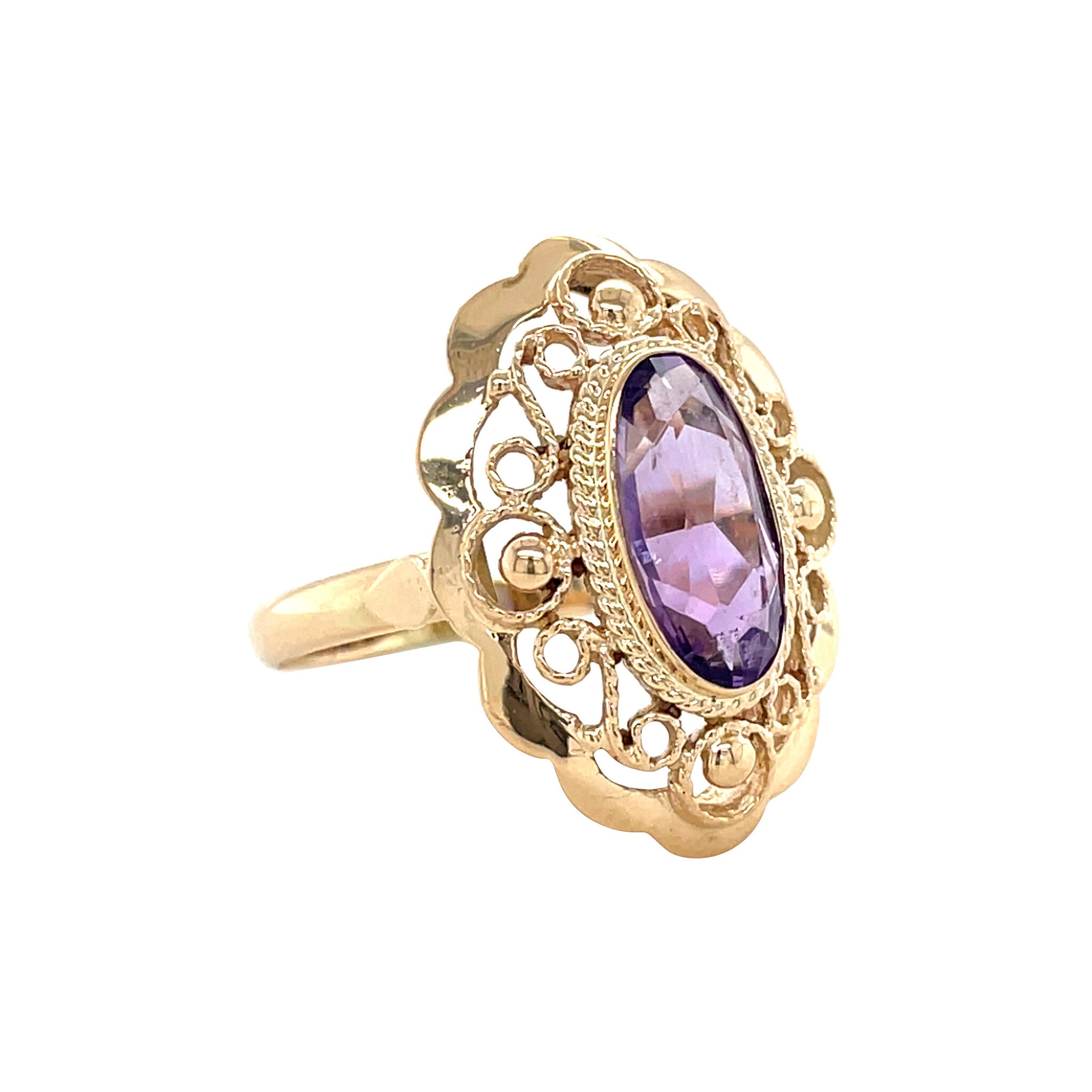 Gouden vintage ring met amethist 14 krt