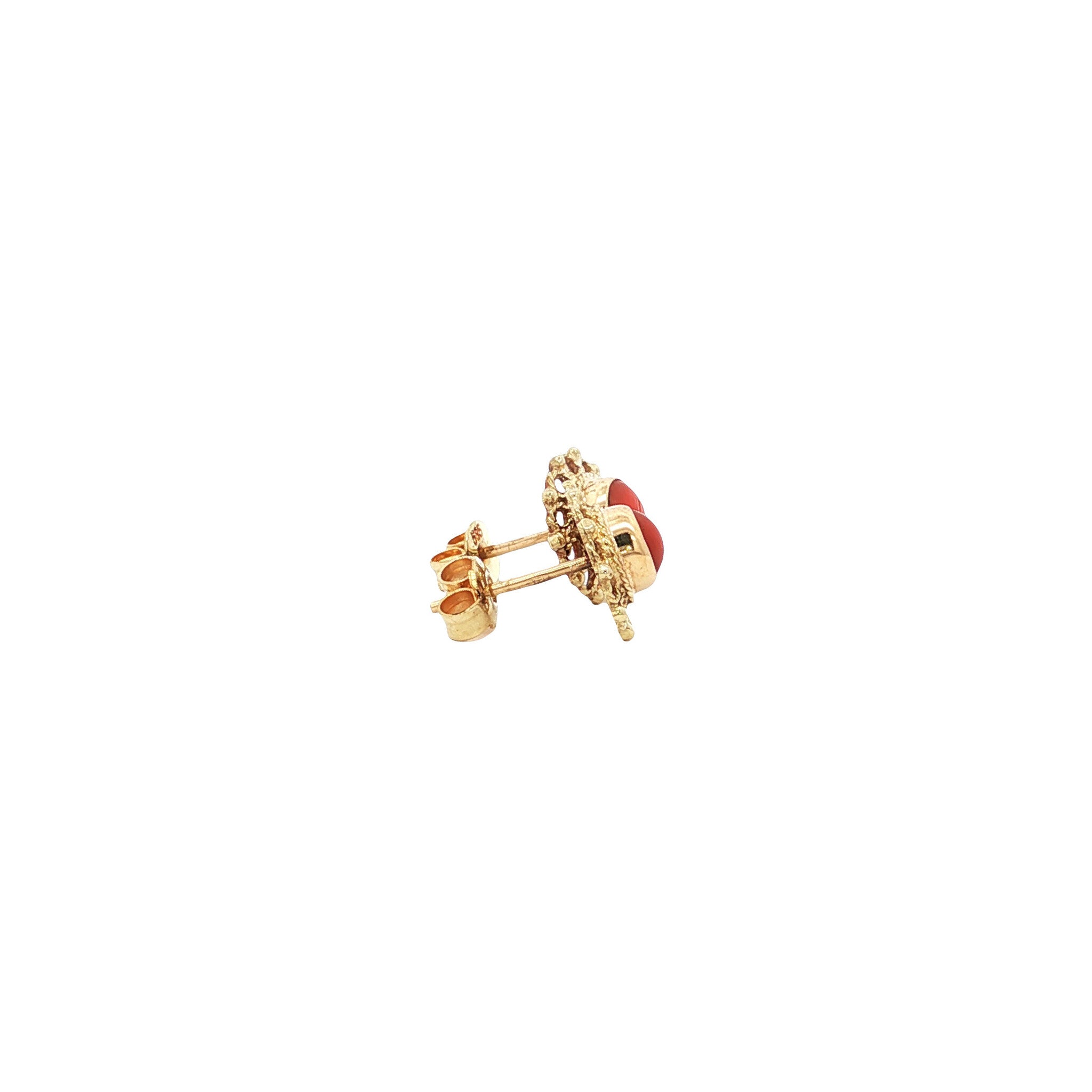 Gold vintage stud earrings with blood coral 14 kt