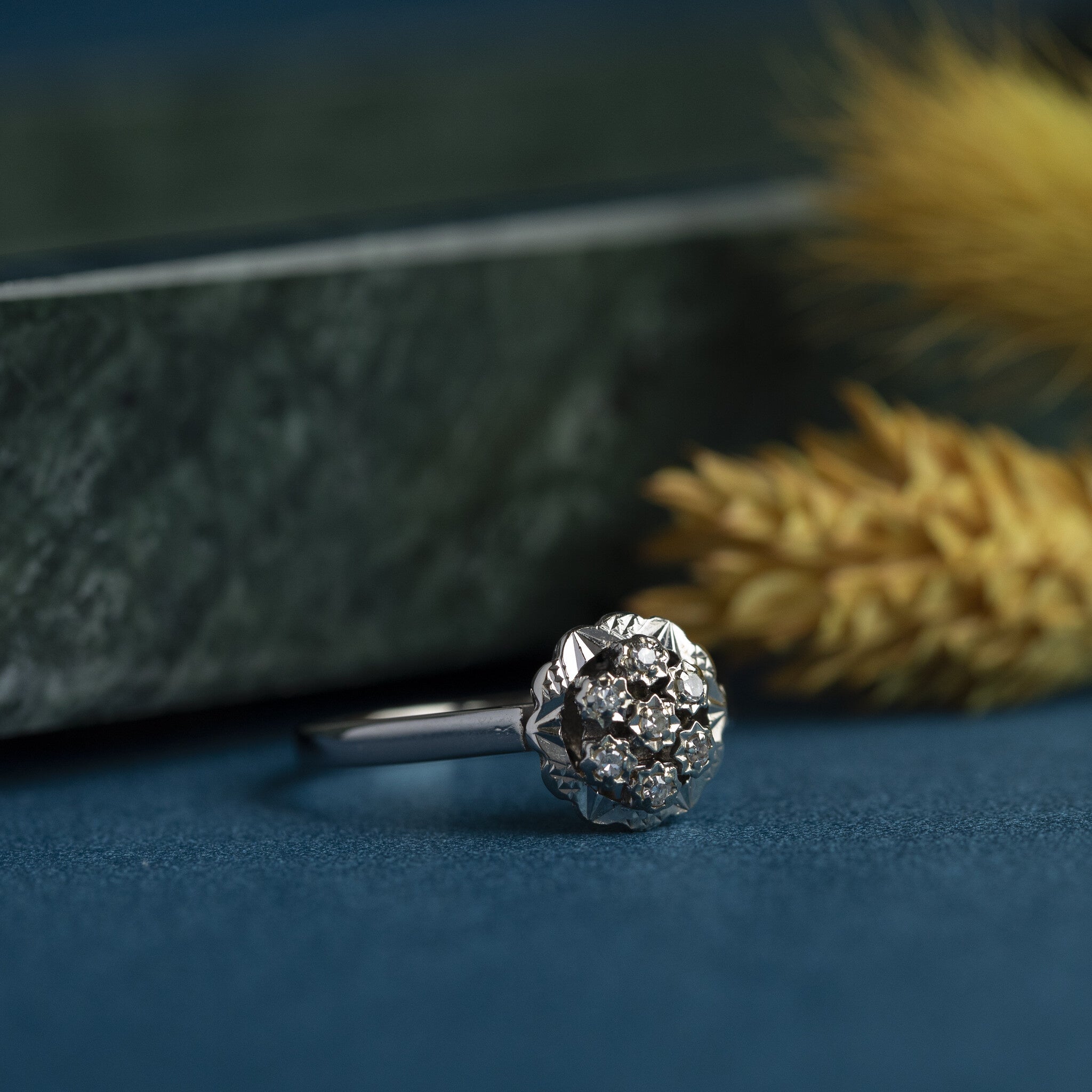 14 kt white gold diamond halo ring