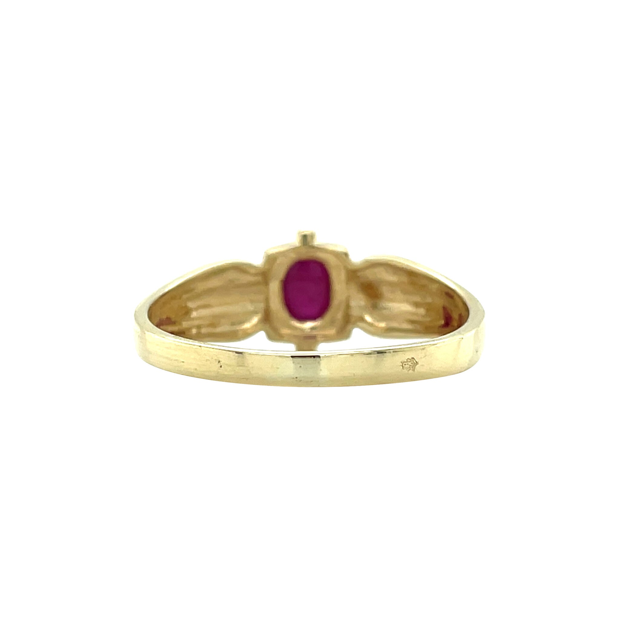 Vintage 14 kt gold ring with ruby
