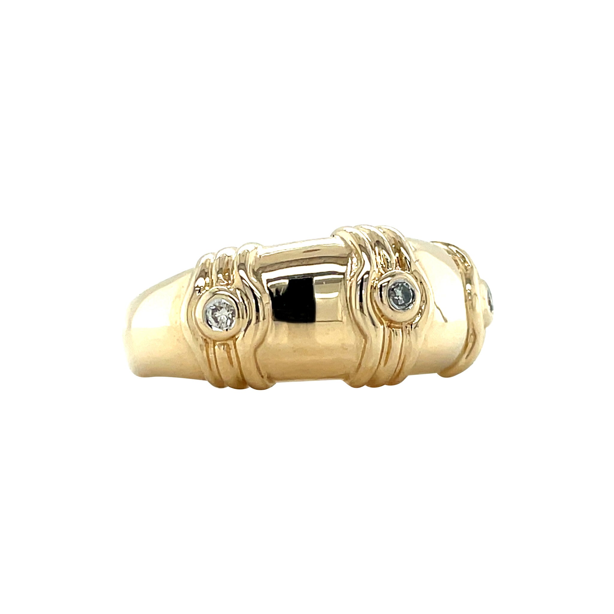 Vintage 14 kt gold ring with a diamond