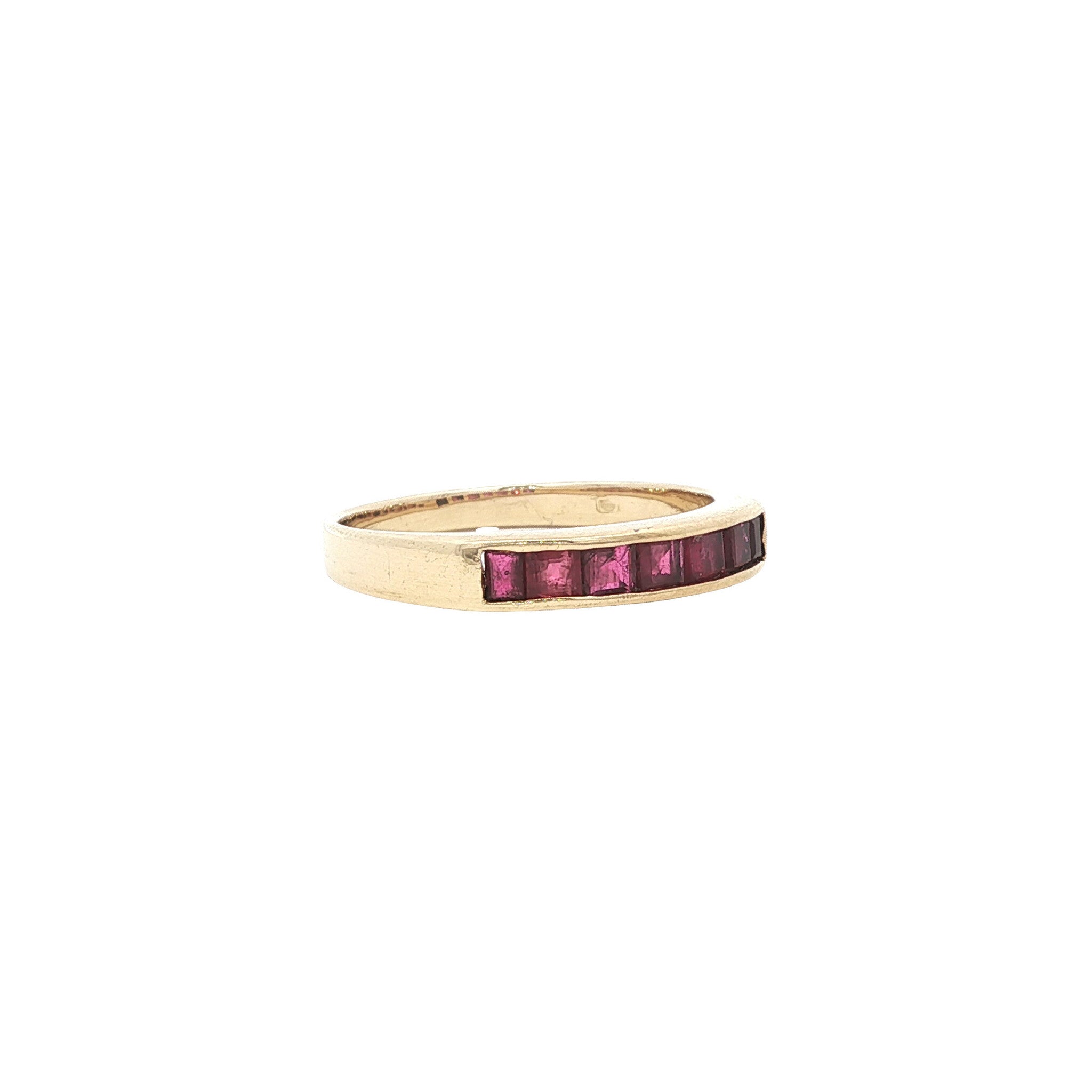 Golden vintage row ring with ruby 14 kt