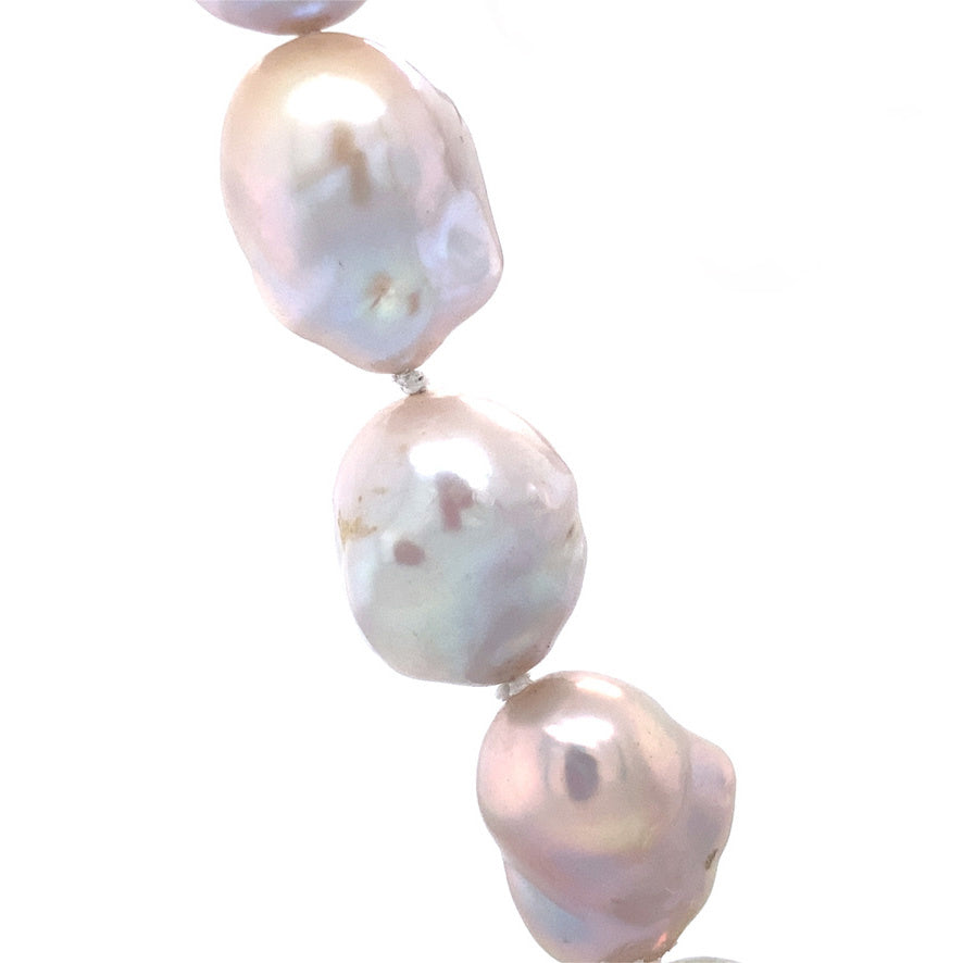 Pearl necklace with silver clasp 925