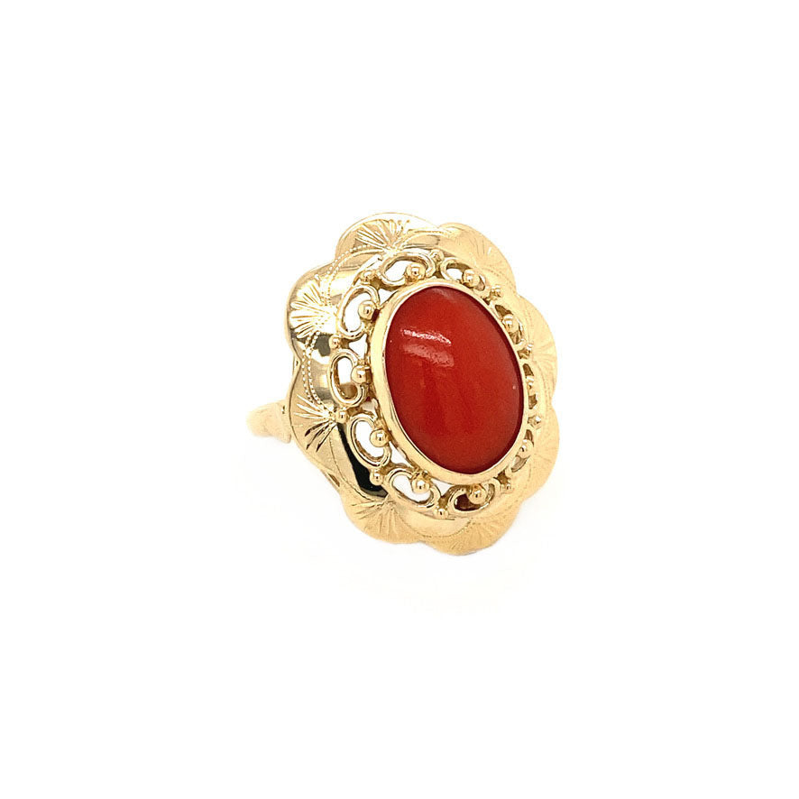 Gold ring with blood coral, 14 kt