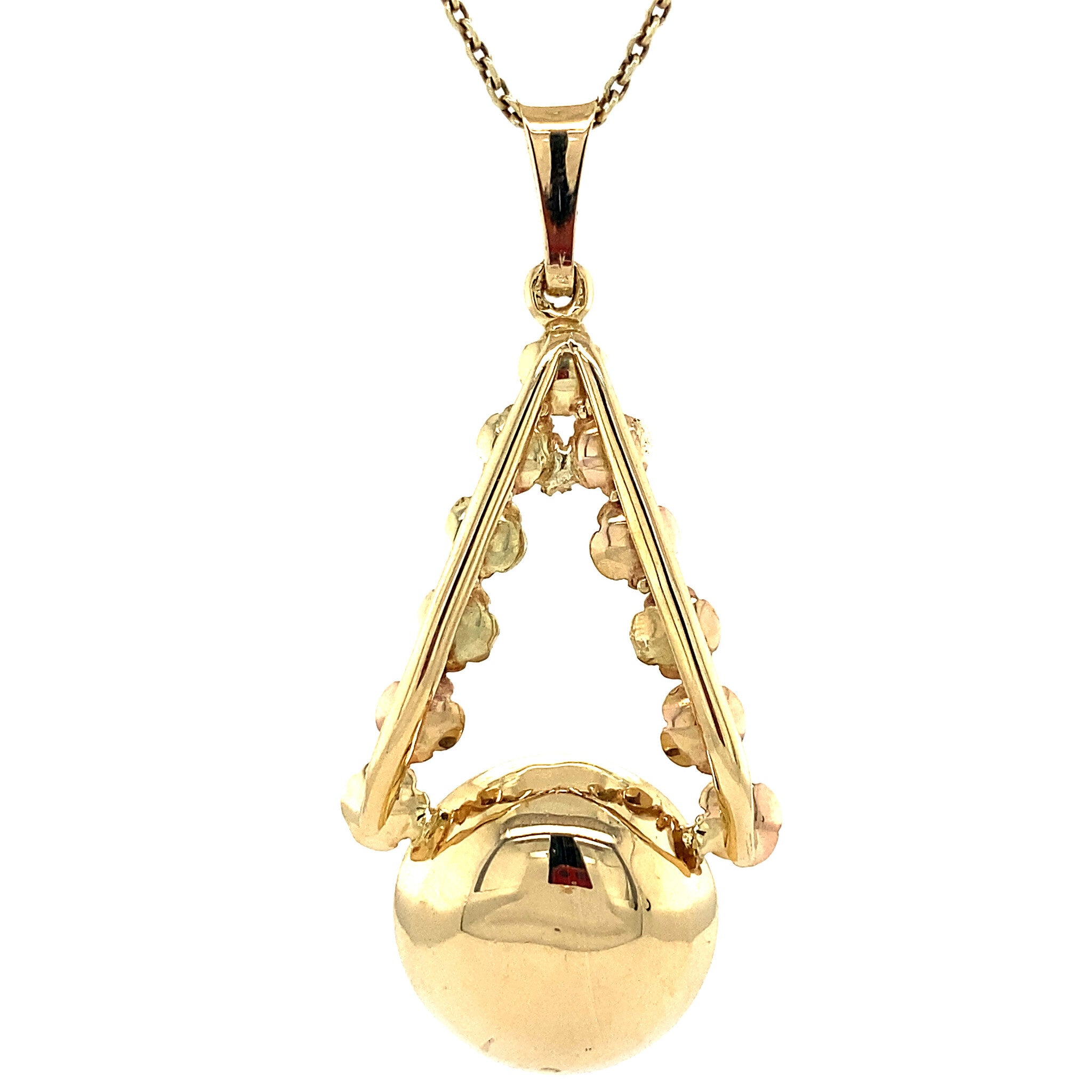Golden pendant with blood coral 14 kt