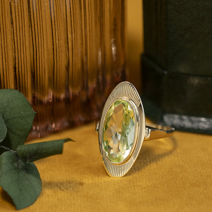 Gouden vintage ring met spinel 14 kt