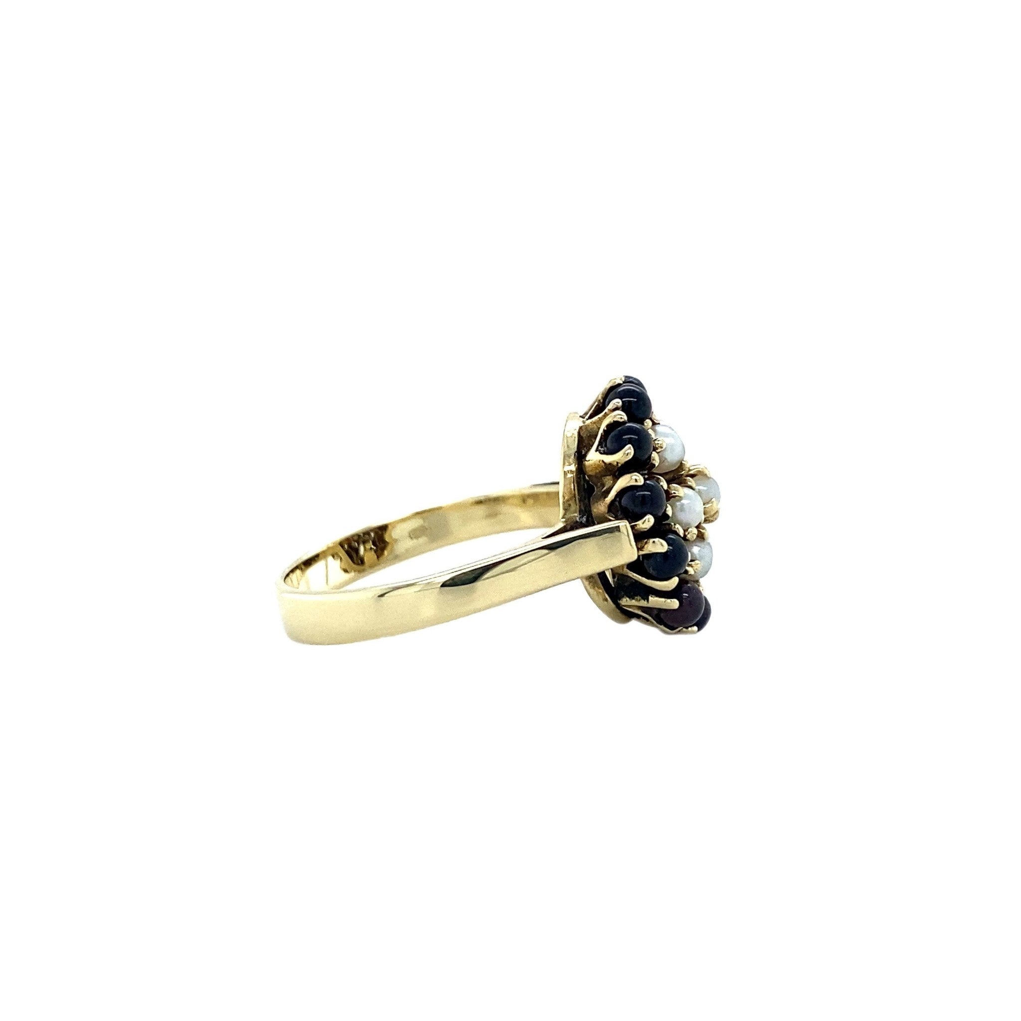 14 kt gold ring with garnet and pearl