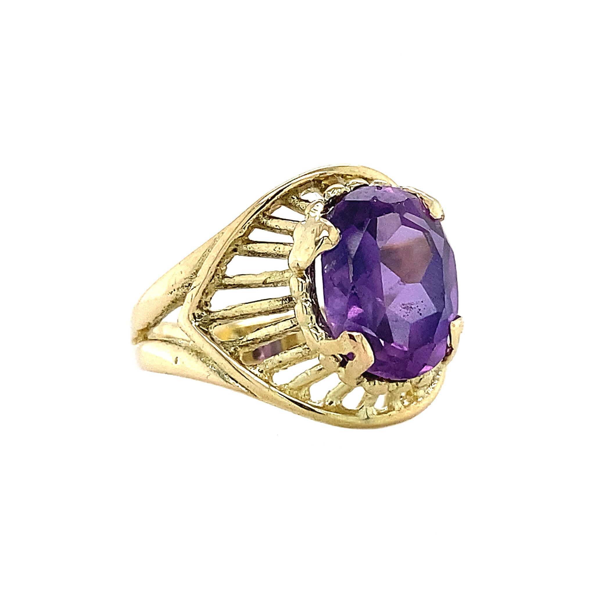 Gouden ring met saffier 14 krt