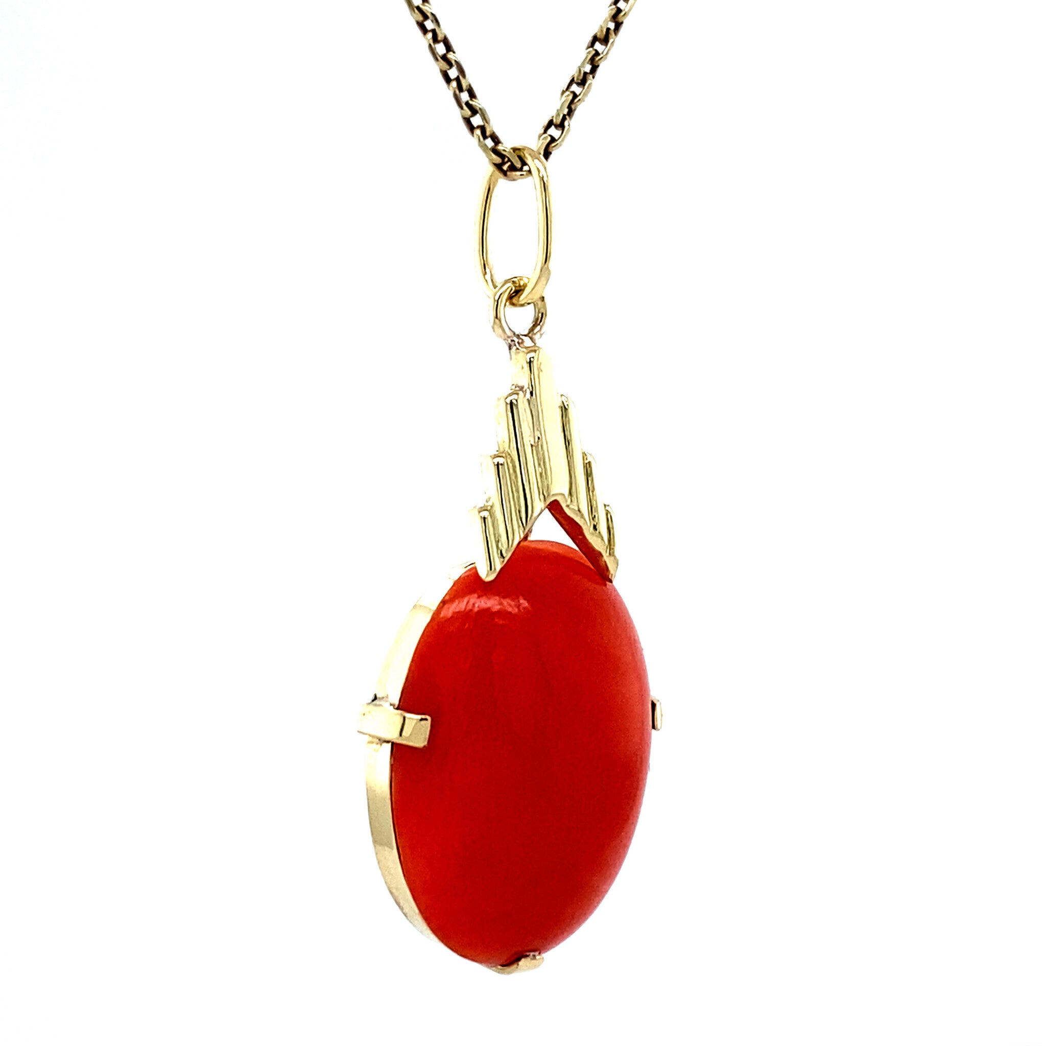 Gold pendant with blood coral 14 kt