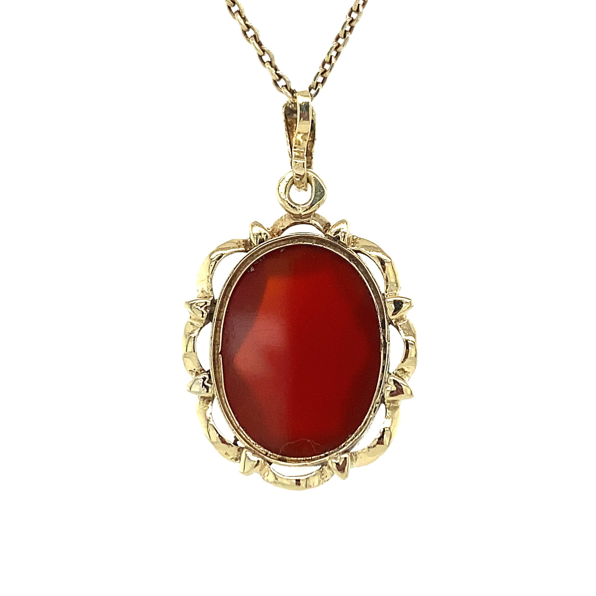 Gold pendant with carnelian 14 kt