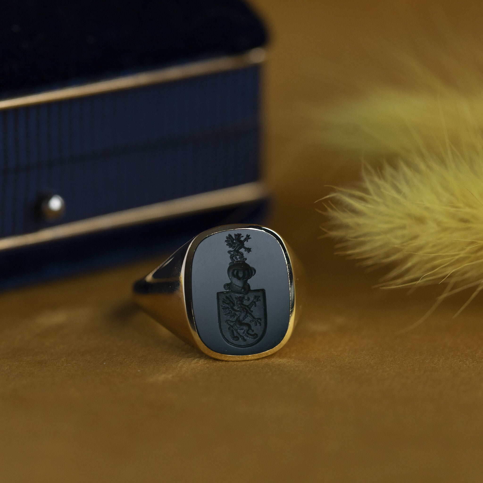 14 kt gold signet ring with green stone inlay