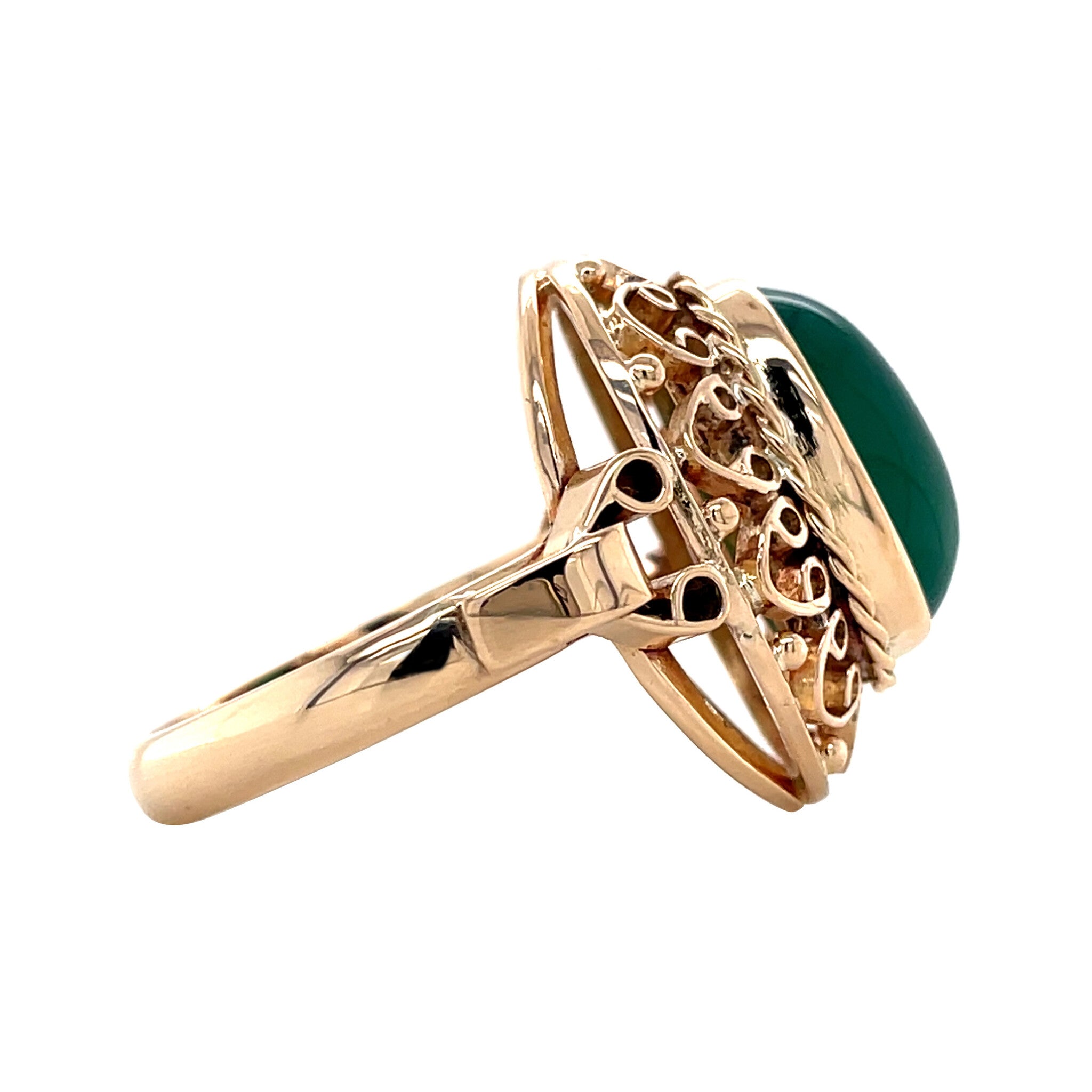 Vintage gold ring with agate, 14 kt