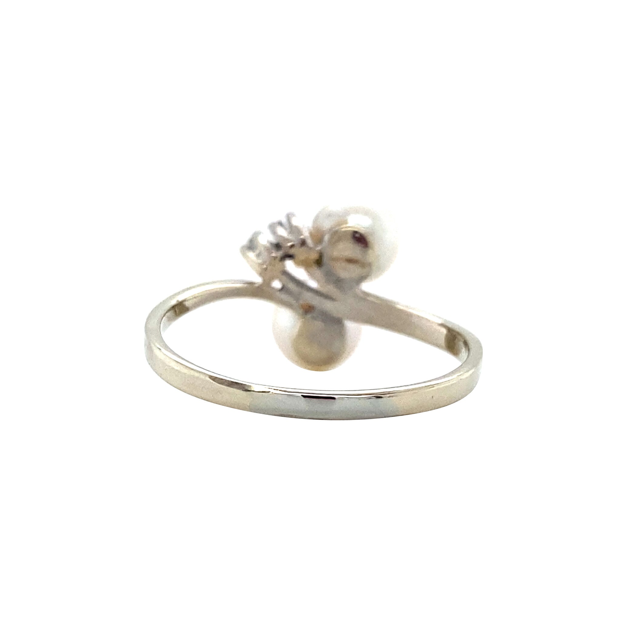 Witgouden vintage ring met parel en diamant 14 krt