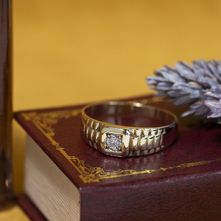 Gouden vintage ring met zirkonia 14 kt