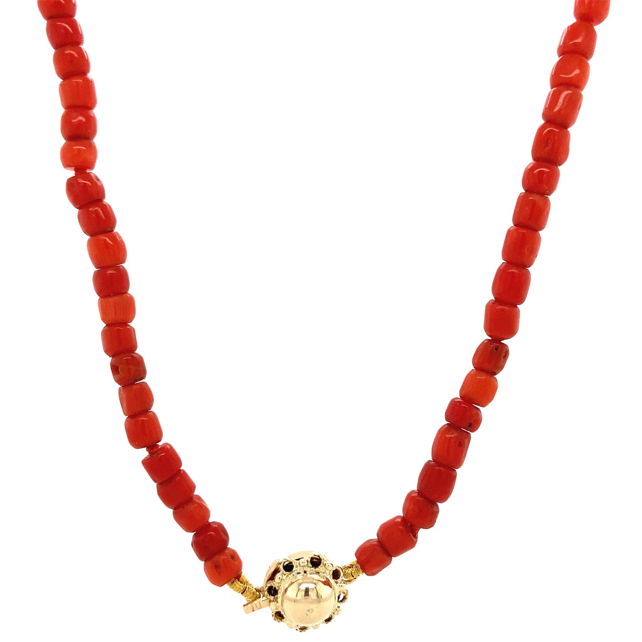 Blood coral necklace with gold clasp 44 cm 14 krt