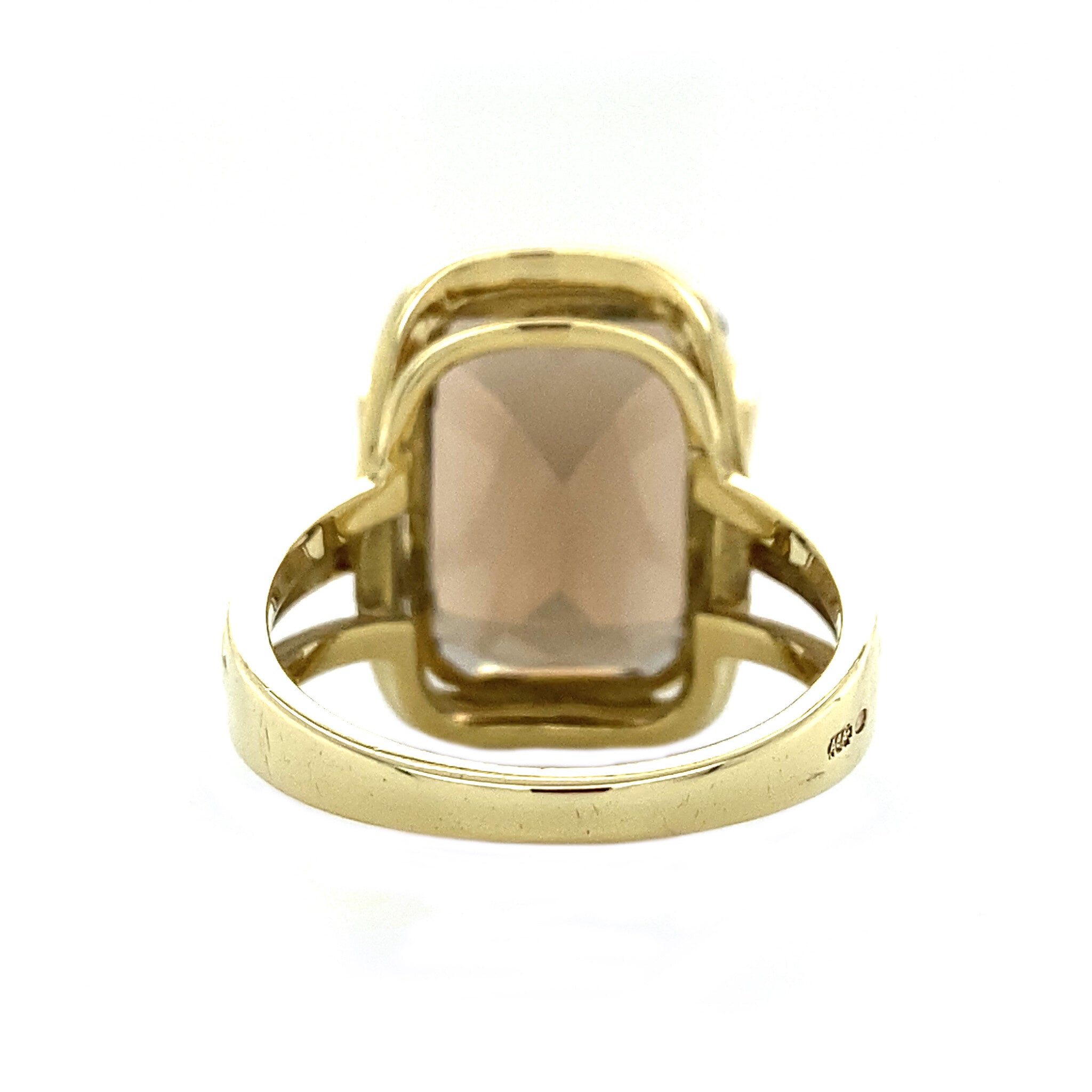 Gold ring with smoky topaz 14 krt