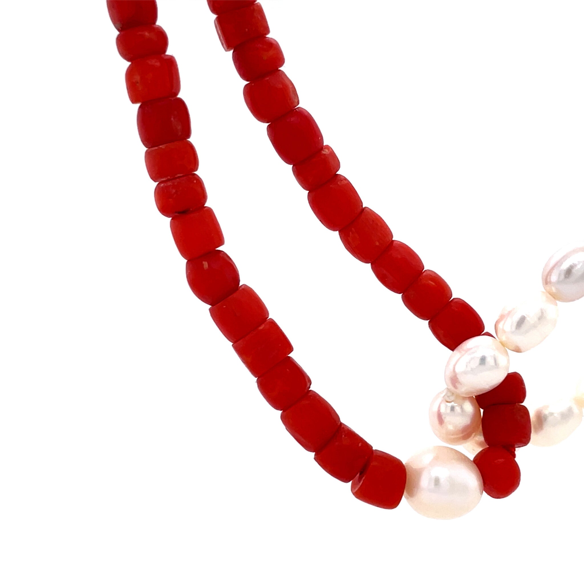 Blood coral and pearl necklace with gold clasp 14 kt