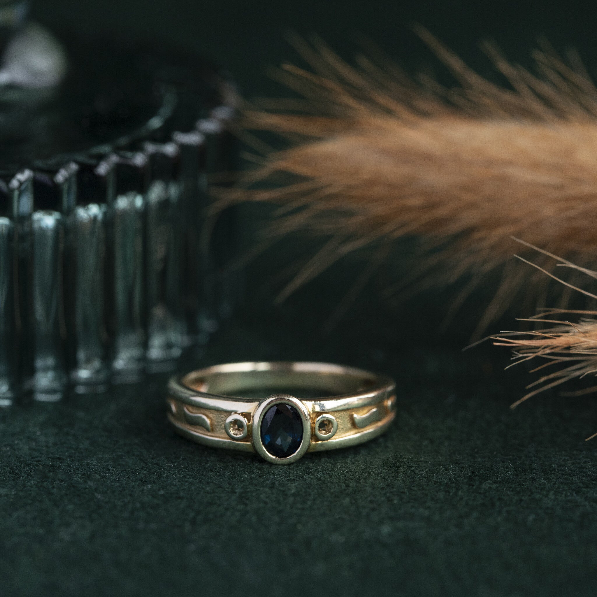 Sapphire ring, 9 kt