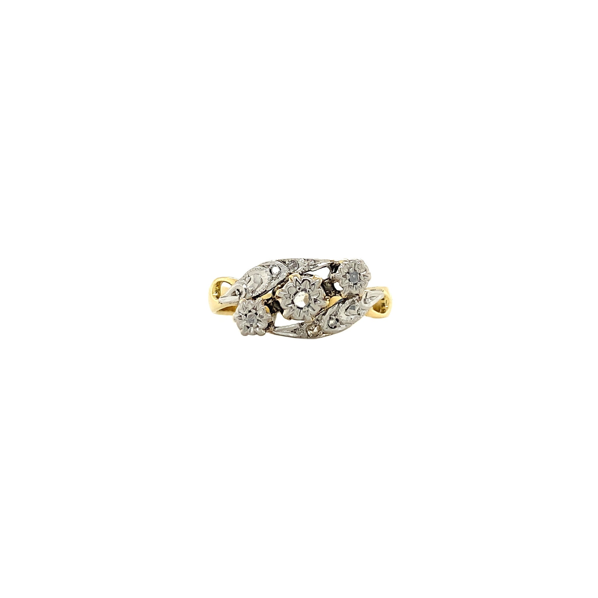 14 kt gold ring with a diamond