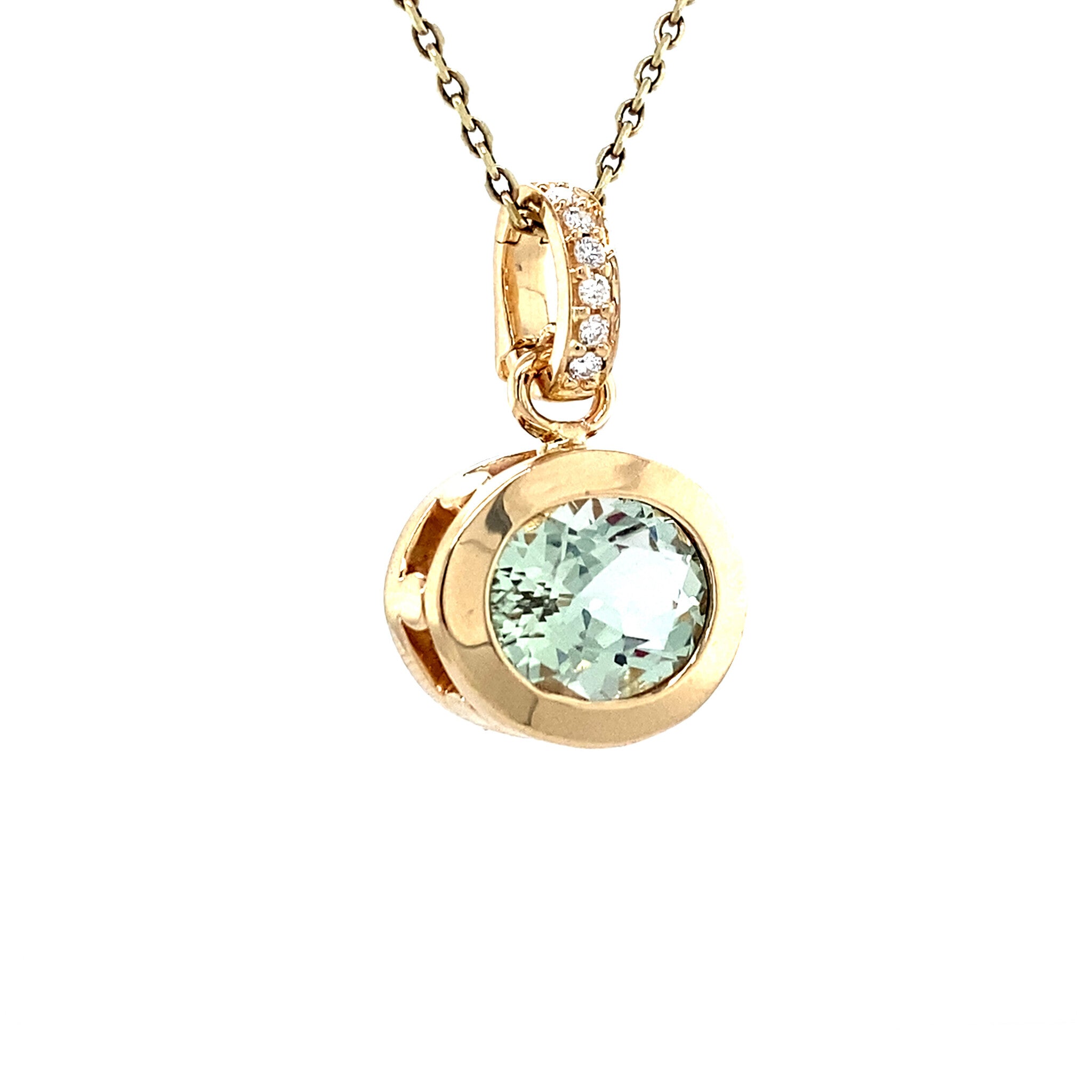 Gouden vintage hanger met prasioliet en diamant 14 krt