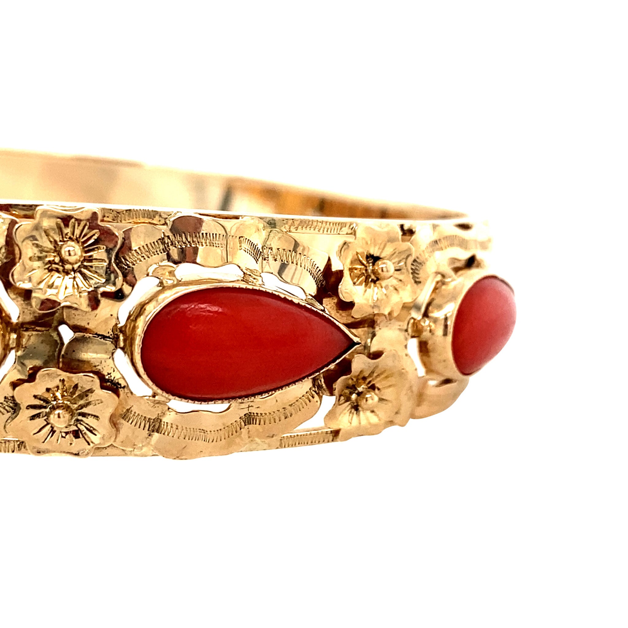 Vintage gouden bangle met bloedkoraal 14 krt